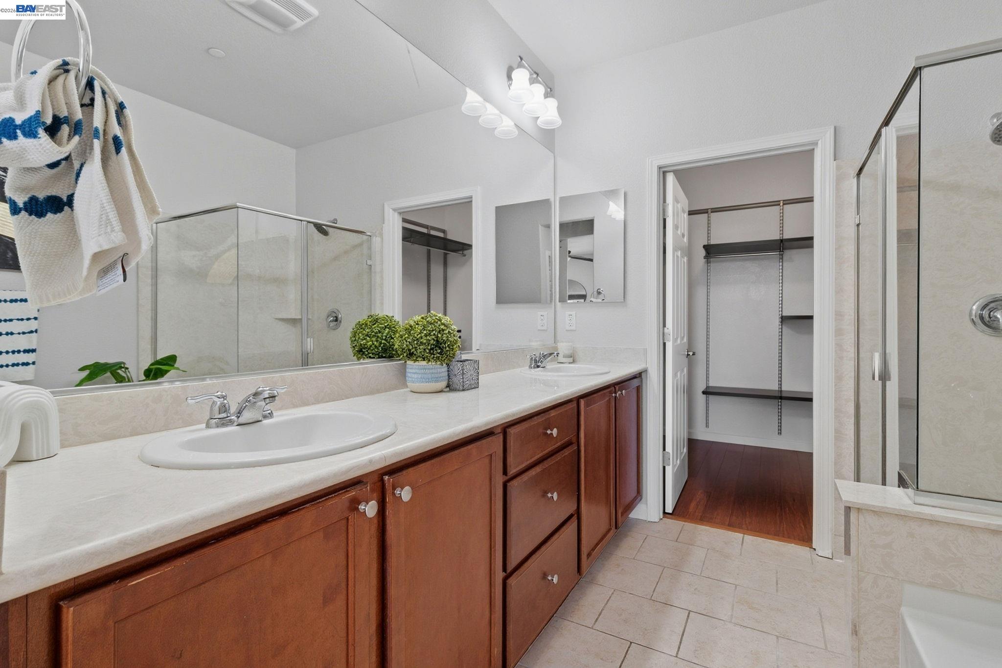 Detail Gallery Image 22 of 57 For 5811 via Lugano, Fremont,  CA 94555 - 3 Beds | 3/1 Baths
