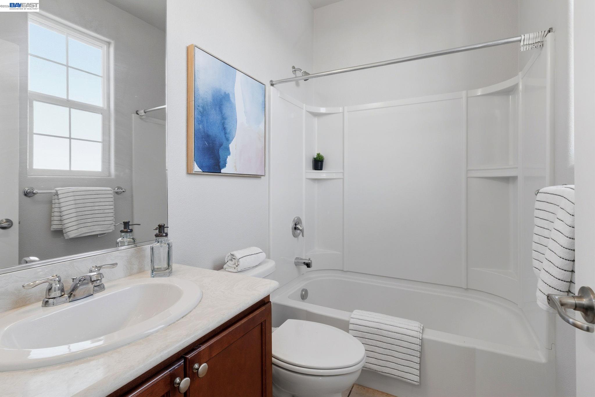 Detail Gallery Image 29 of 57 For 5811 via Lugano, Fremont,  CA 94555 - 3 Beds | 3/1 Baths