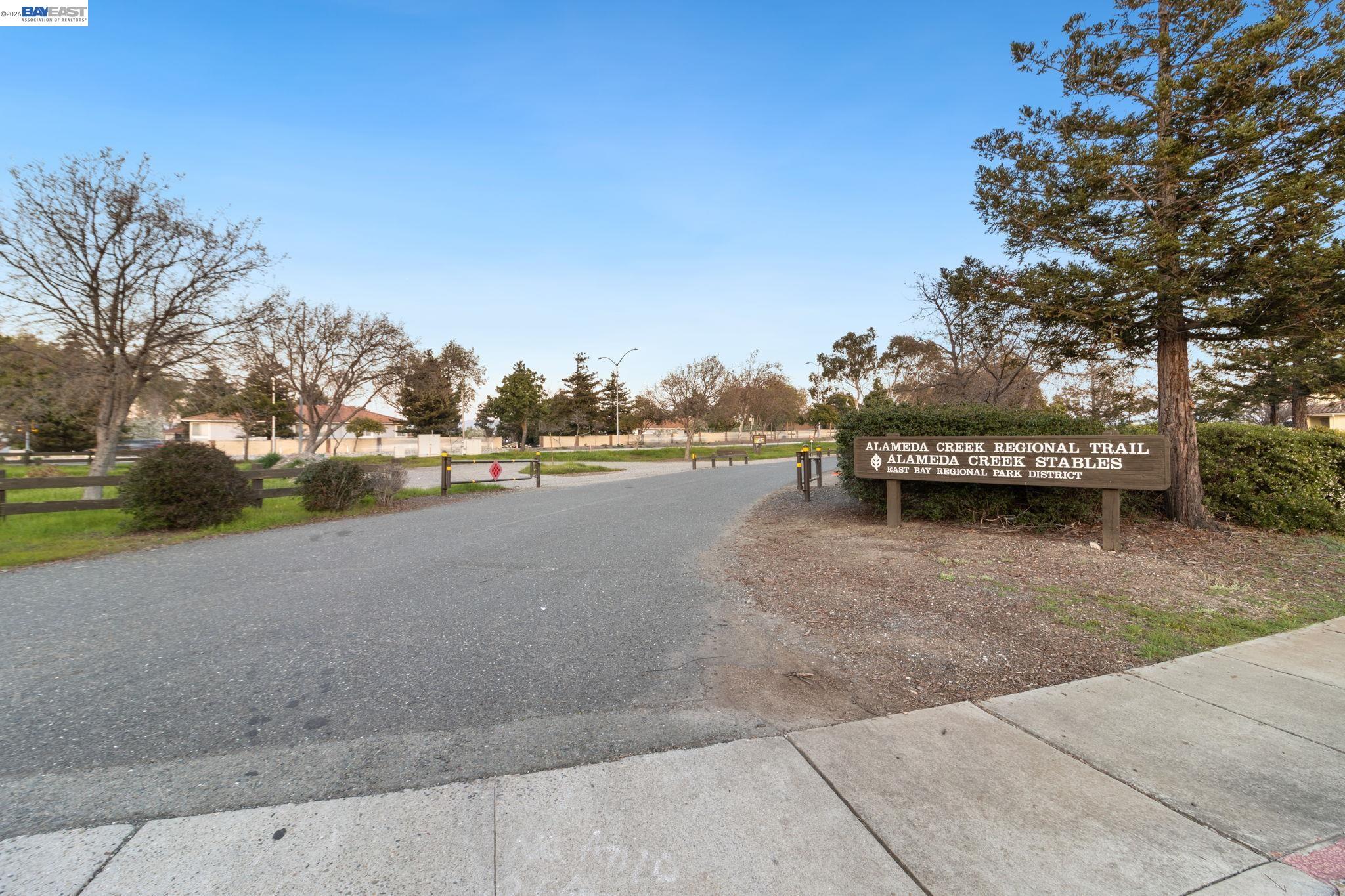 Detail Gallery Image 51 of 57 For 5811 via Lugano, Fremont,  CA 94555 - 3 Beds | 3/1 Baths
