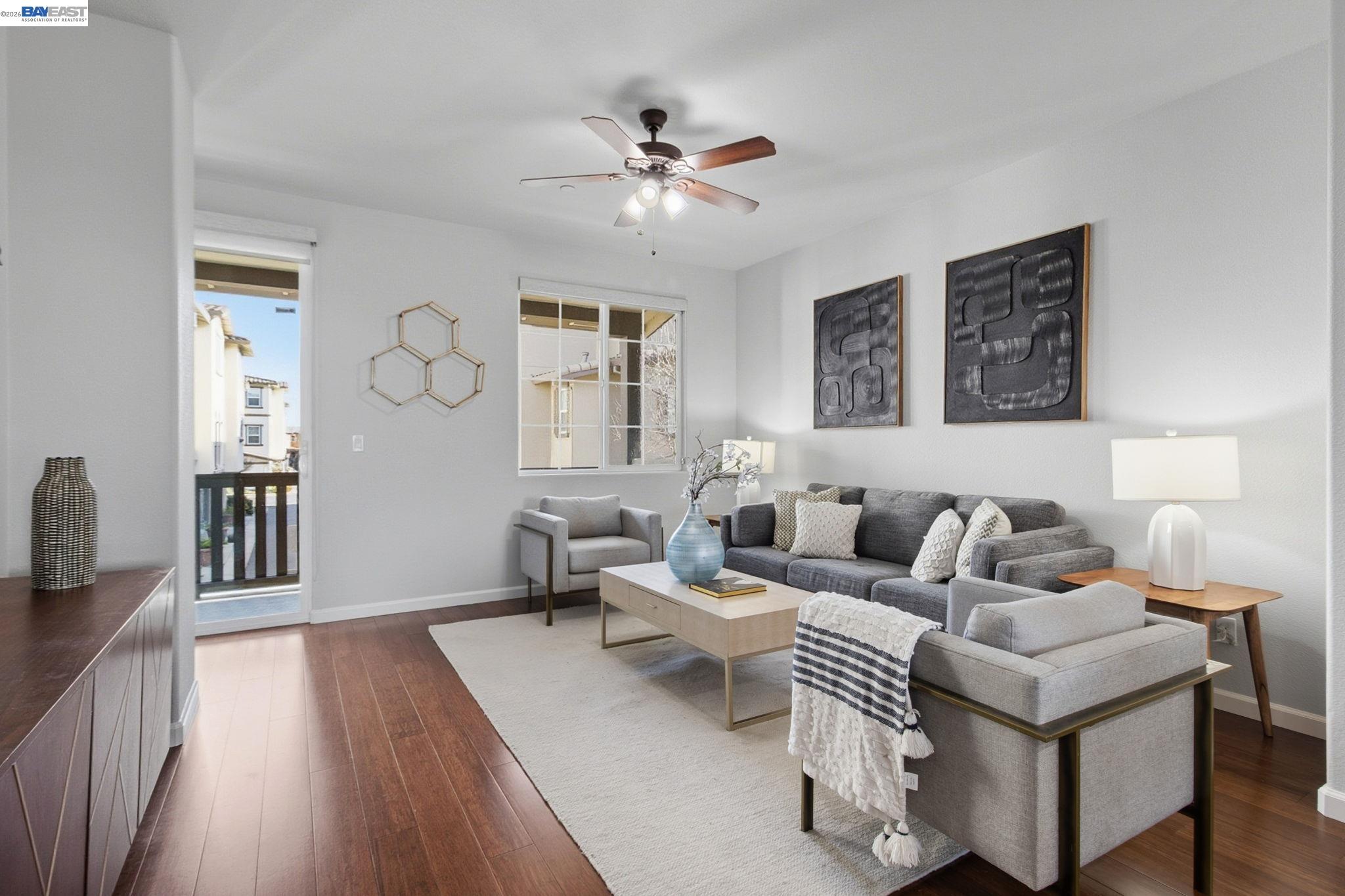 Detail Gallery Image 7 of 57 For 5811 via Lugano, Fremont,  CA 94555 - 3 Beds | 3/1 Baths