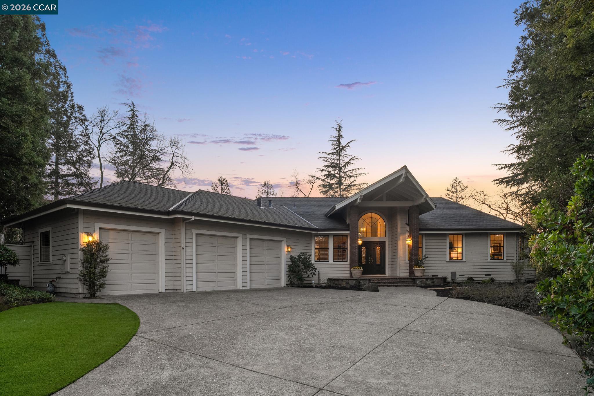 Front Image Thumbnail for CC41121160