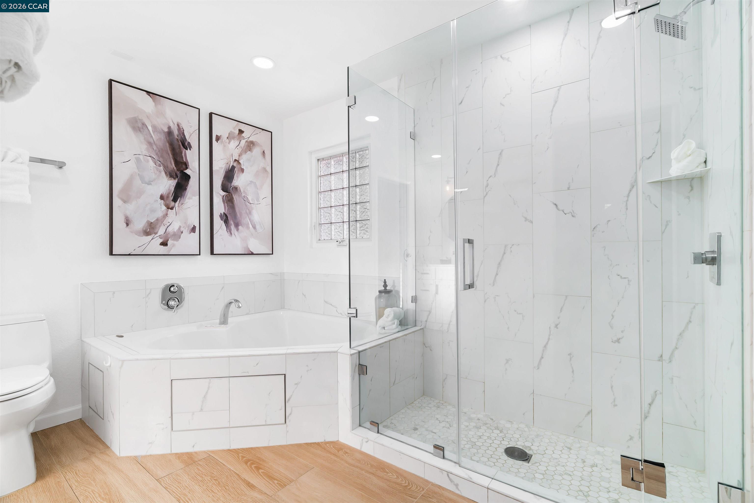 Photo #35: 41121175 Listing: Photo #35