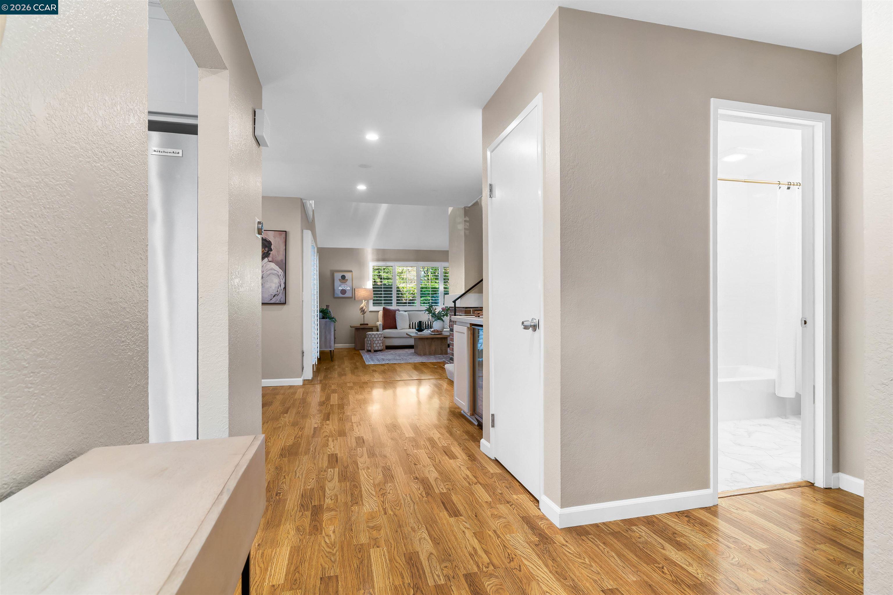 Photo #6: 41121175 Listing: Photo #6