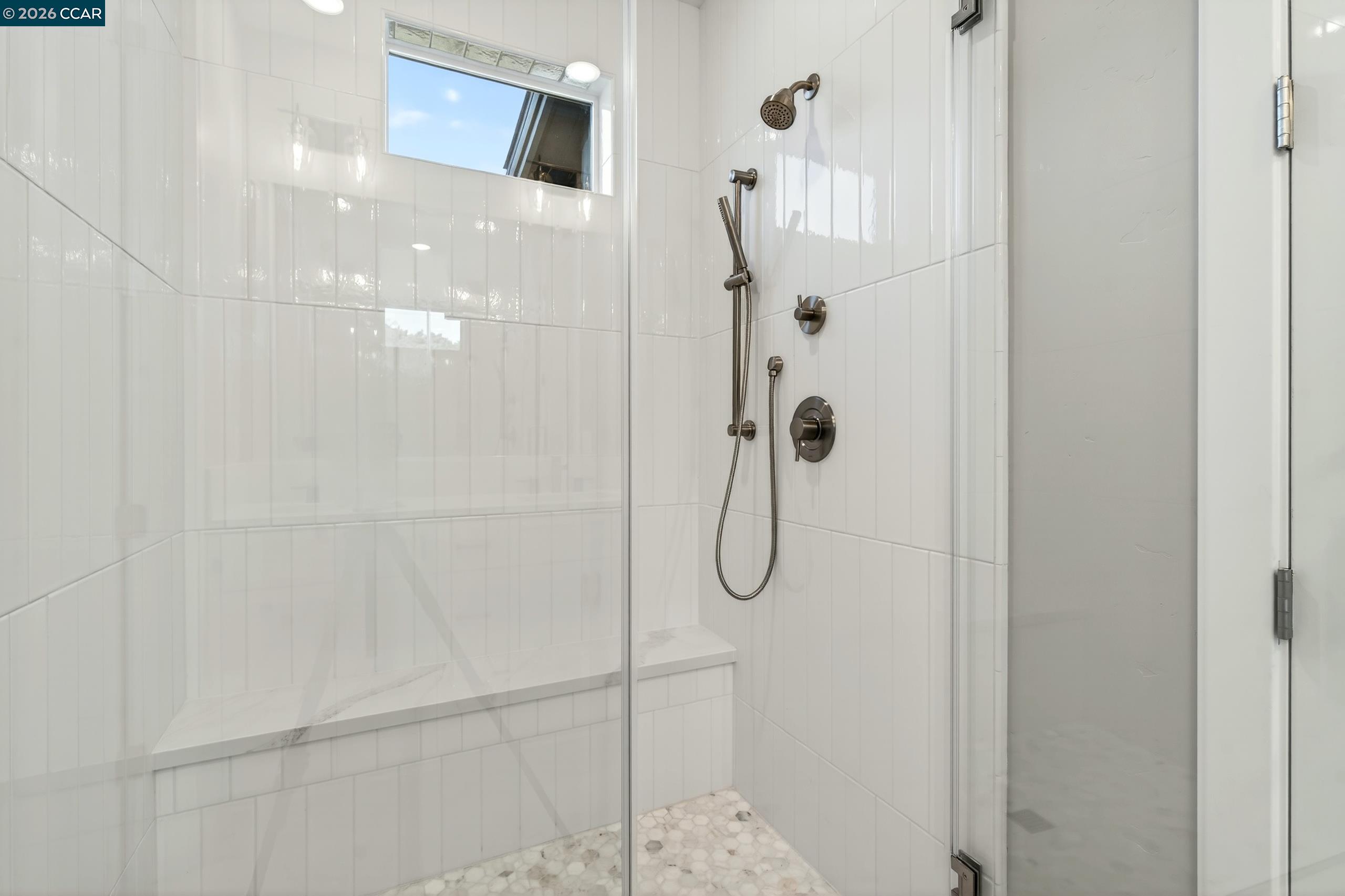 Detail Gallery Image 10 of 17 For 90 Woodbury Highlands Place #10,  Lafayette,  CA 94549 - 2 Beds | 2/1 Baths