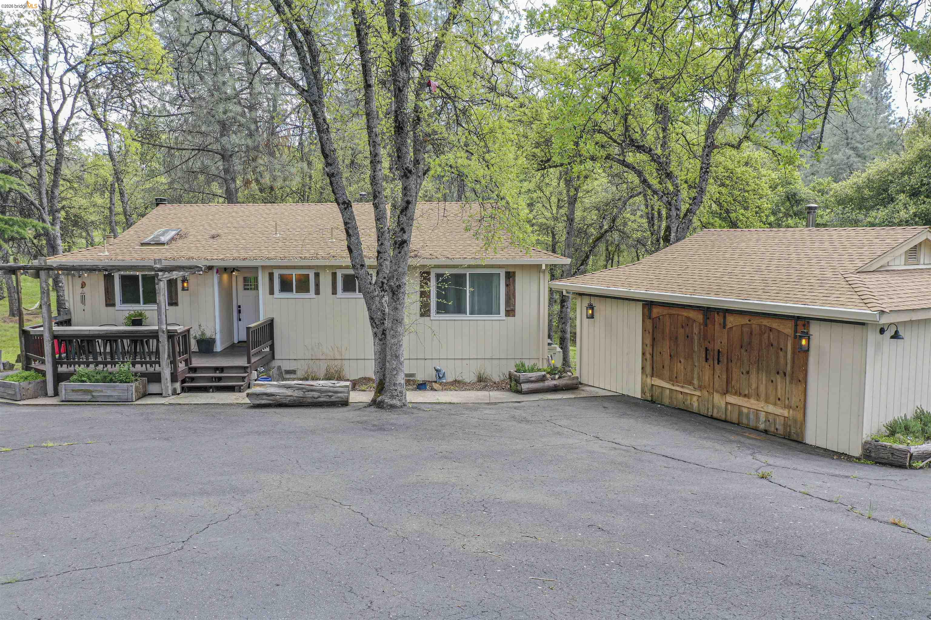 Front Image Thumbnail for EB41121190