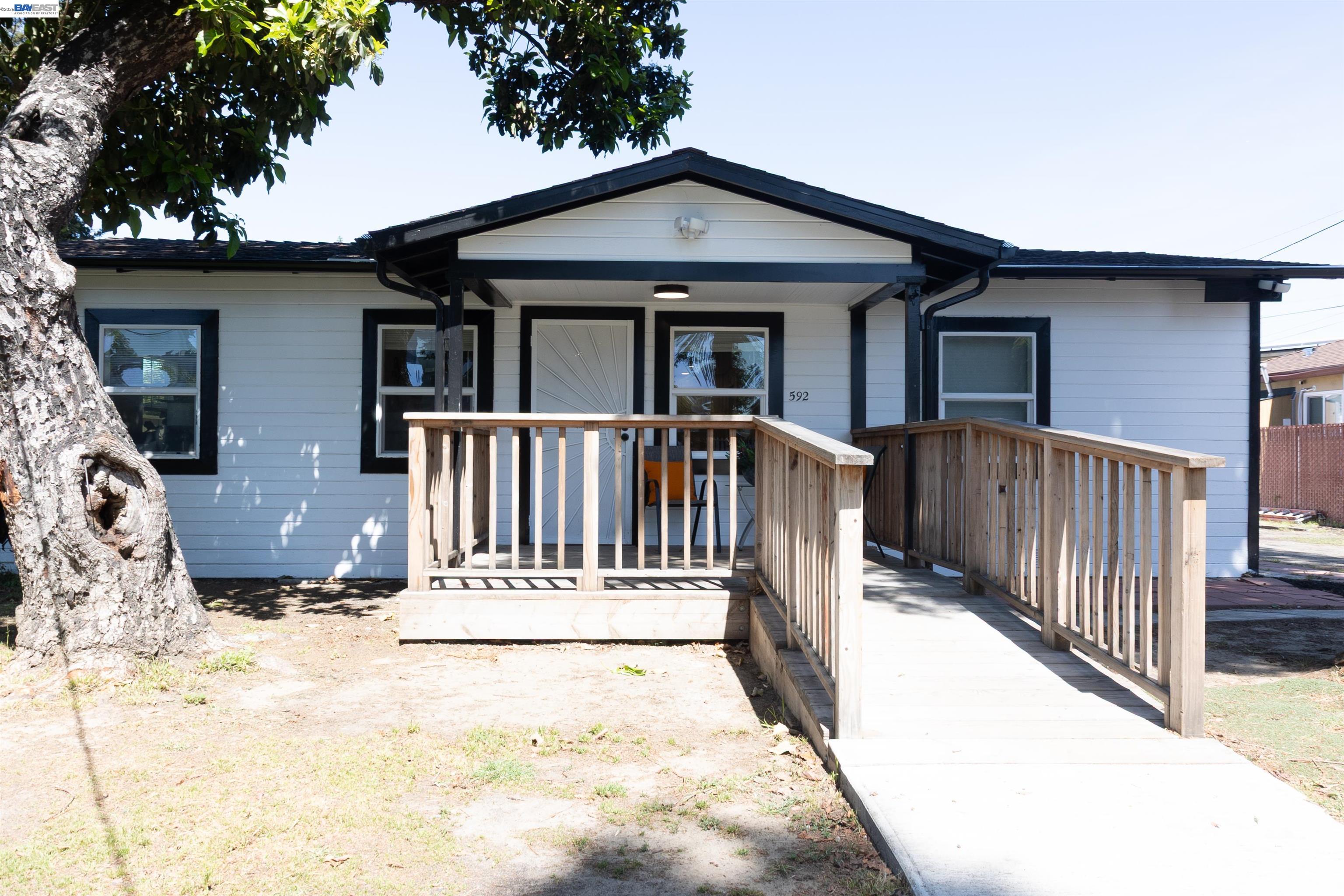 592 Willow Ave, Hayward, CA, 94541