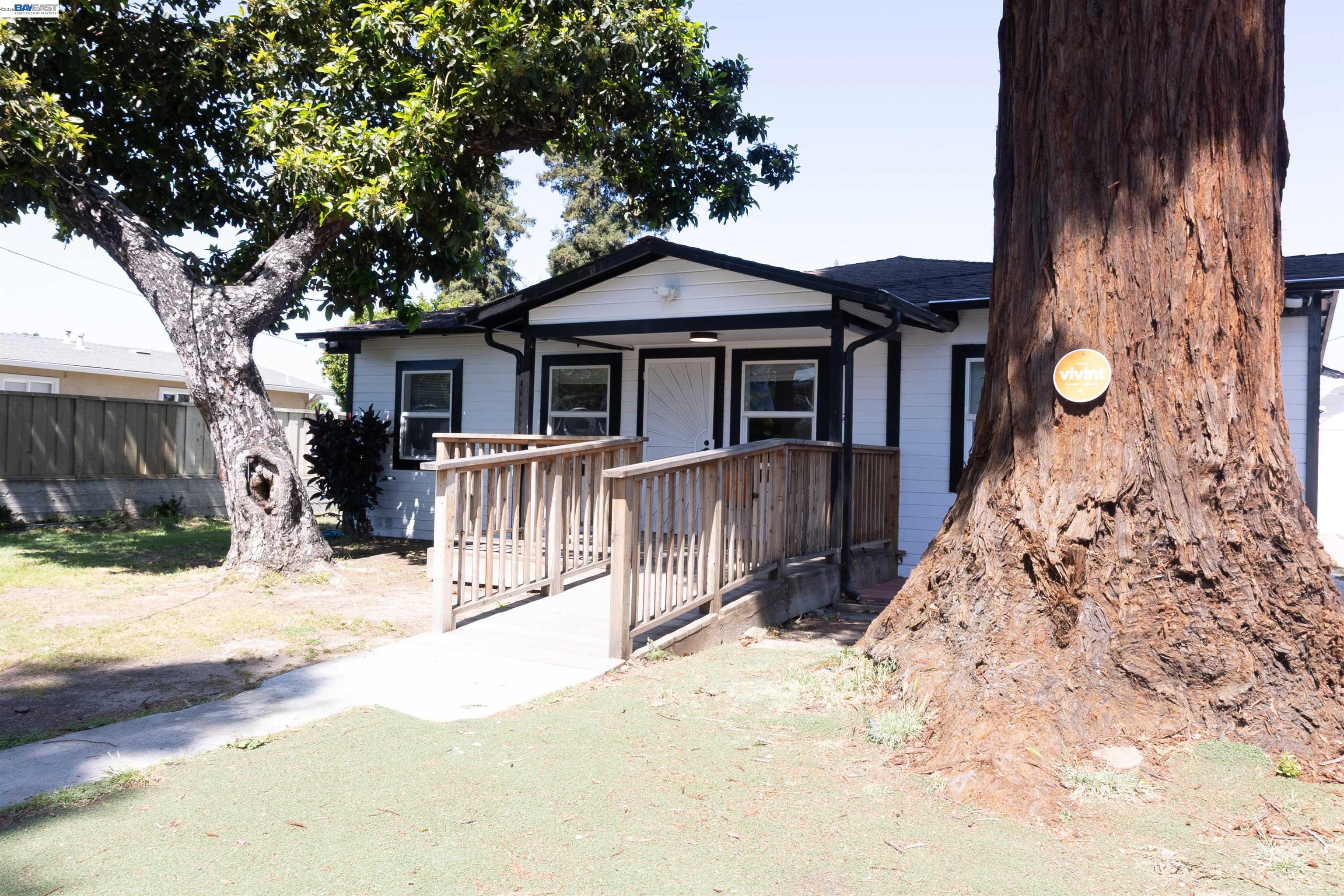 592 Willow Ave, Hayward, CA, 94541
