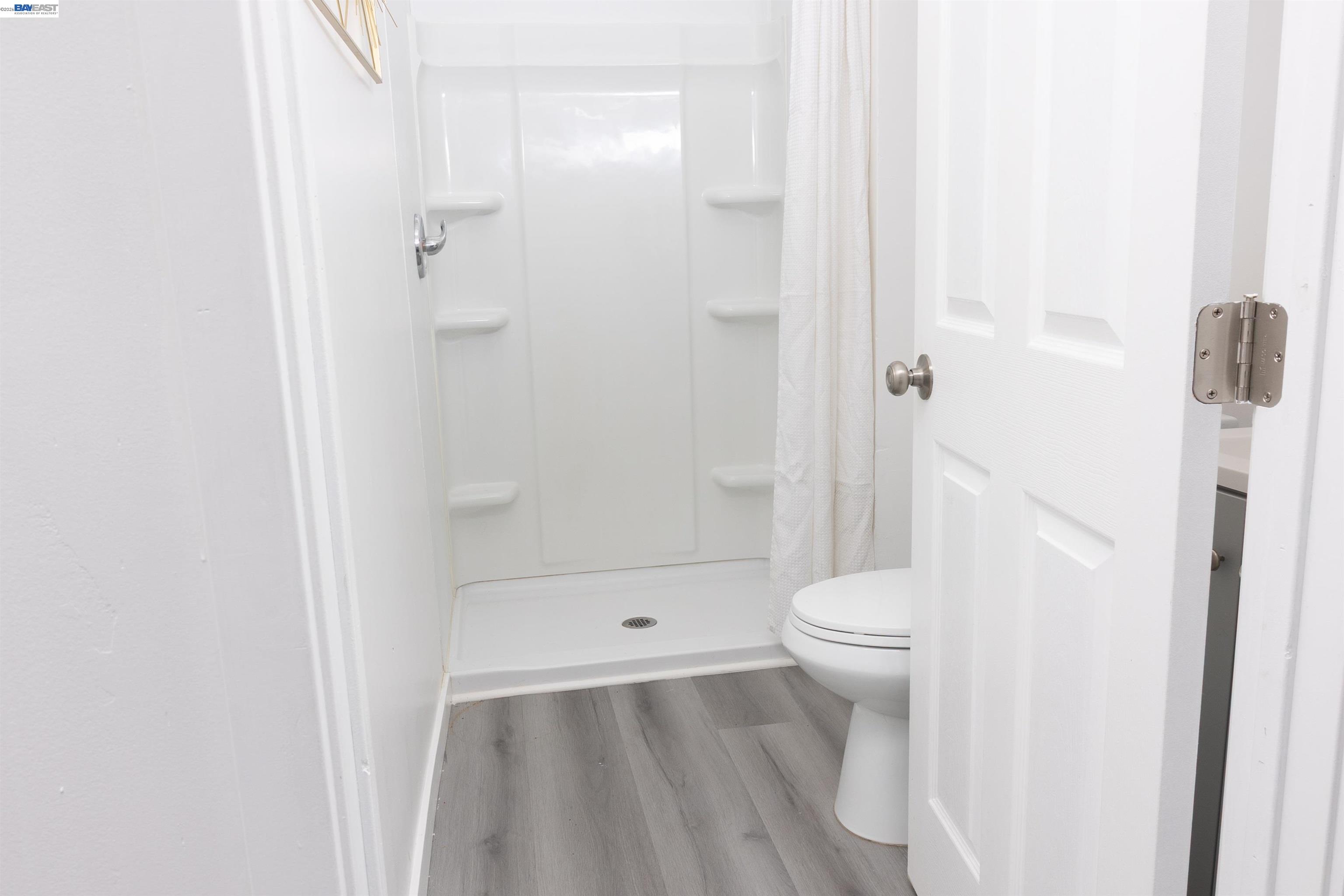 592 Willow Ave, Hayward, CA, 94541