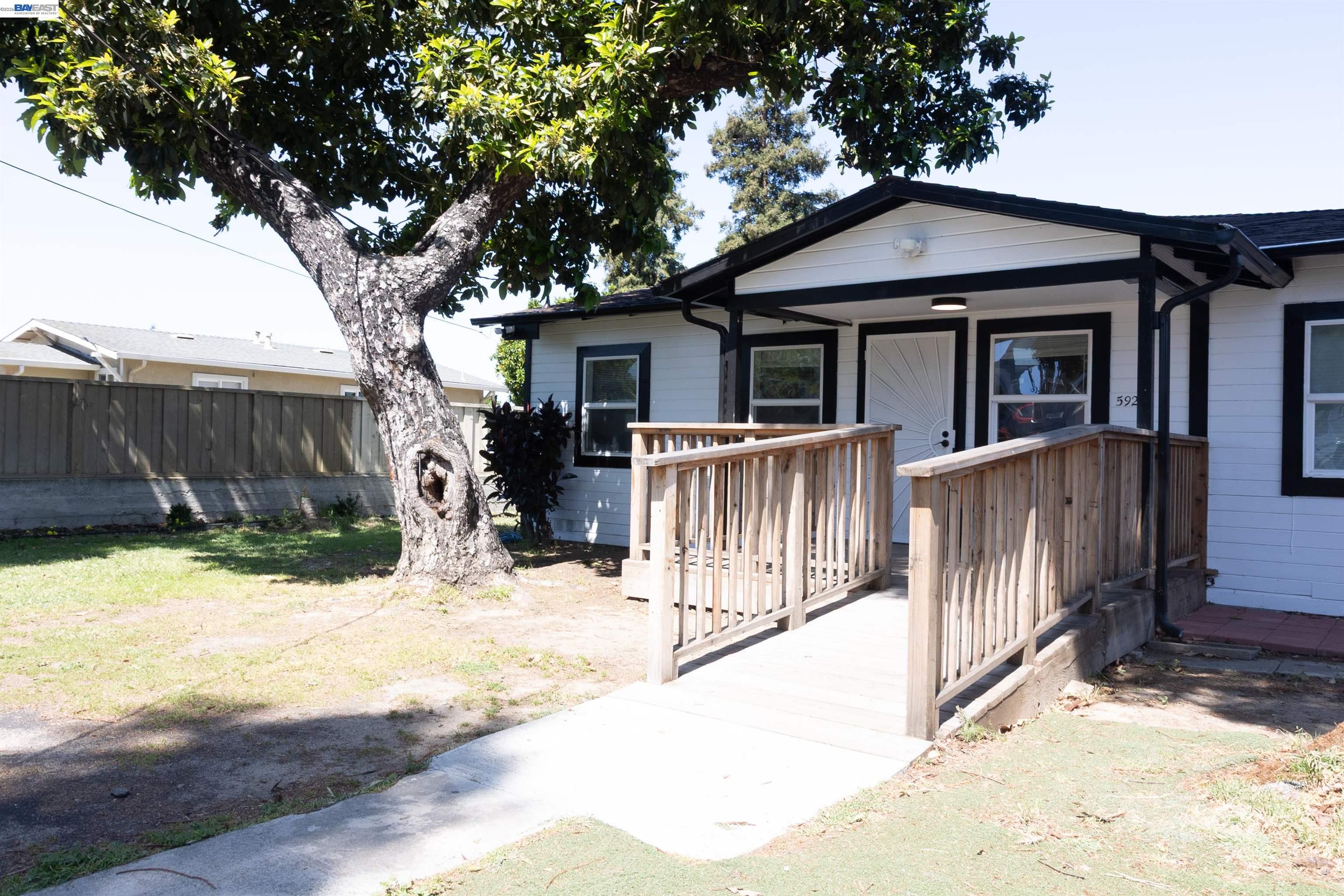 592 Willow Ave, Hayward, CA, 94541