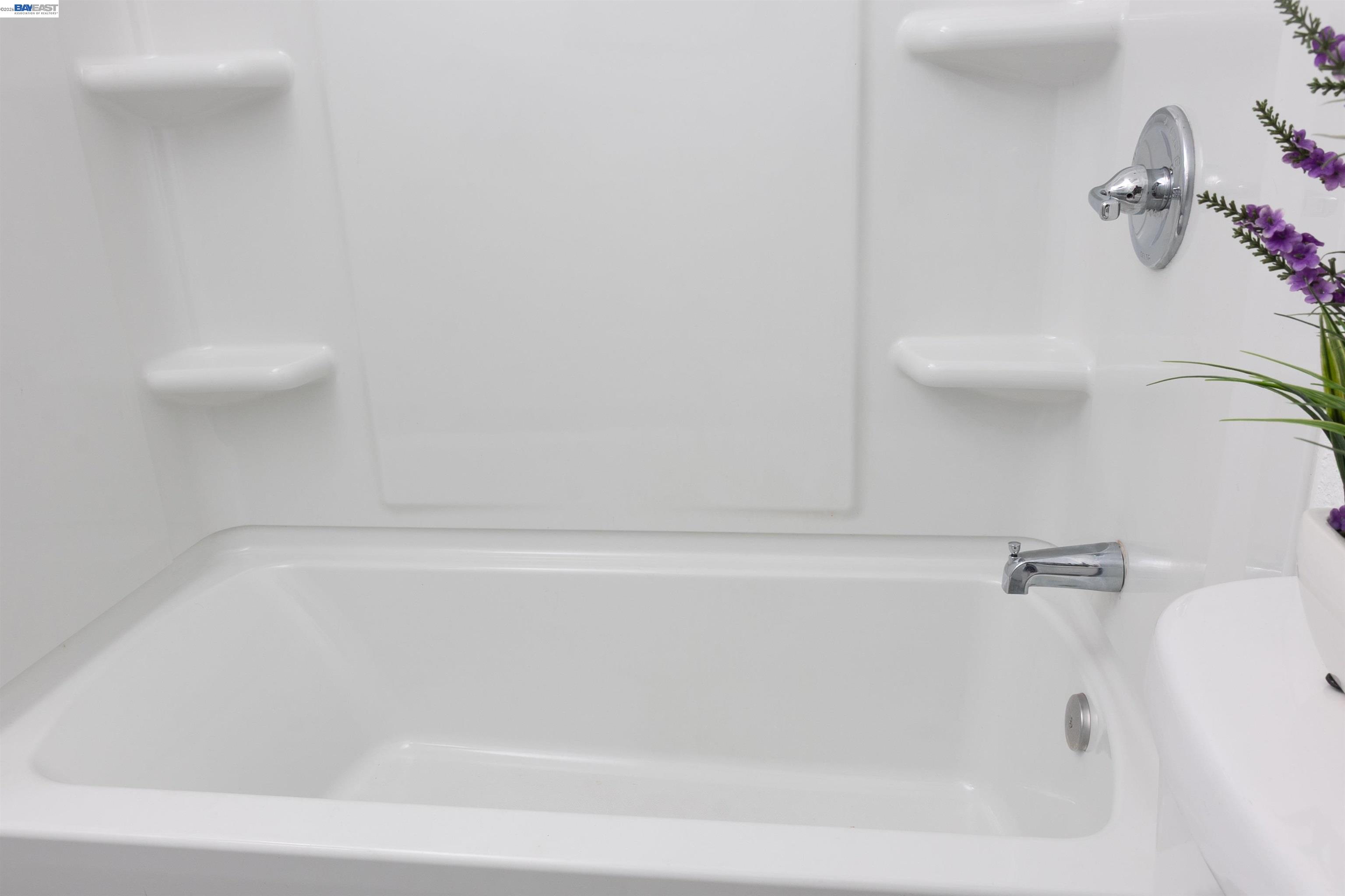 592 Willow Ave, Hayward, CA, 94541