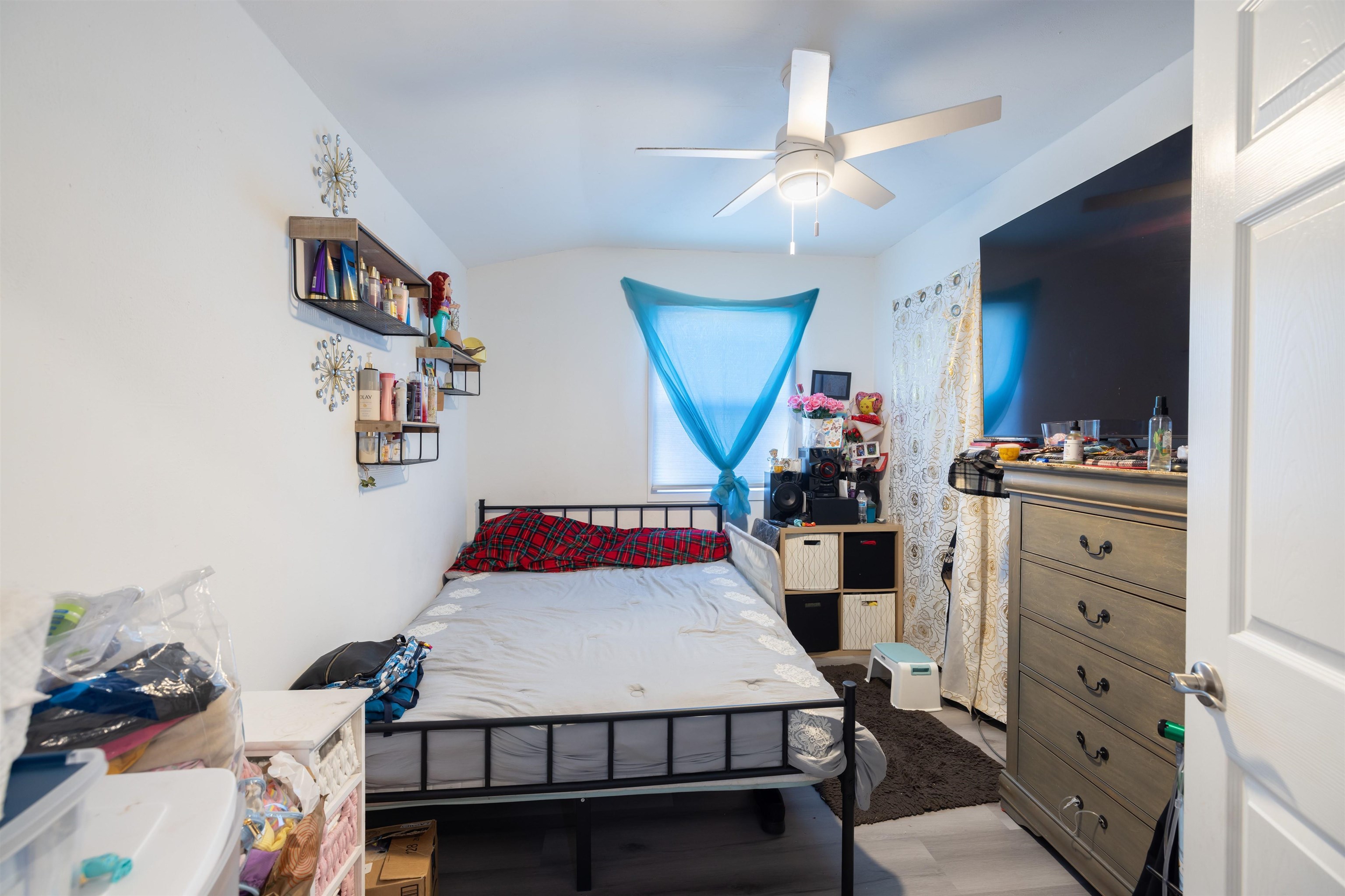 Detail Gallery Image 24 of 47 For 592 Willow Ave, Hayward,  CA 94541 - 6 Beds | 4 Baths