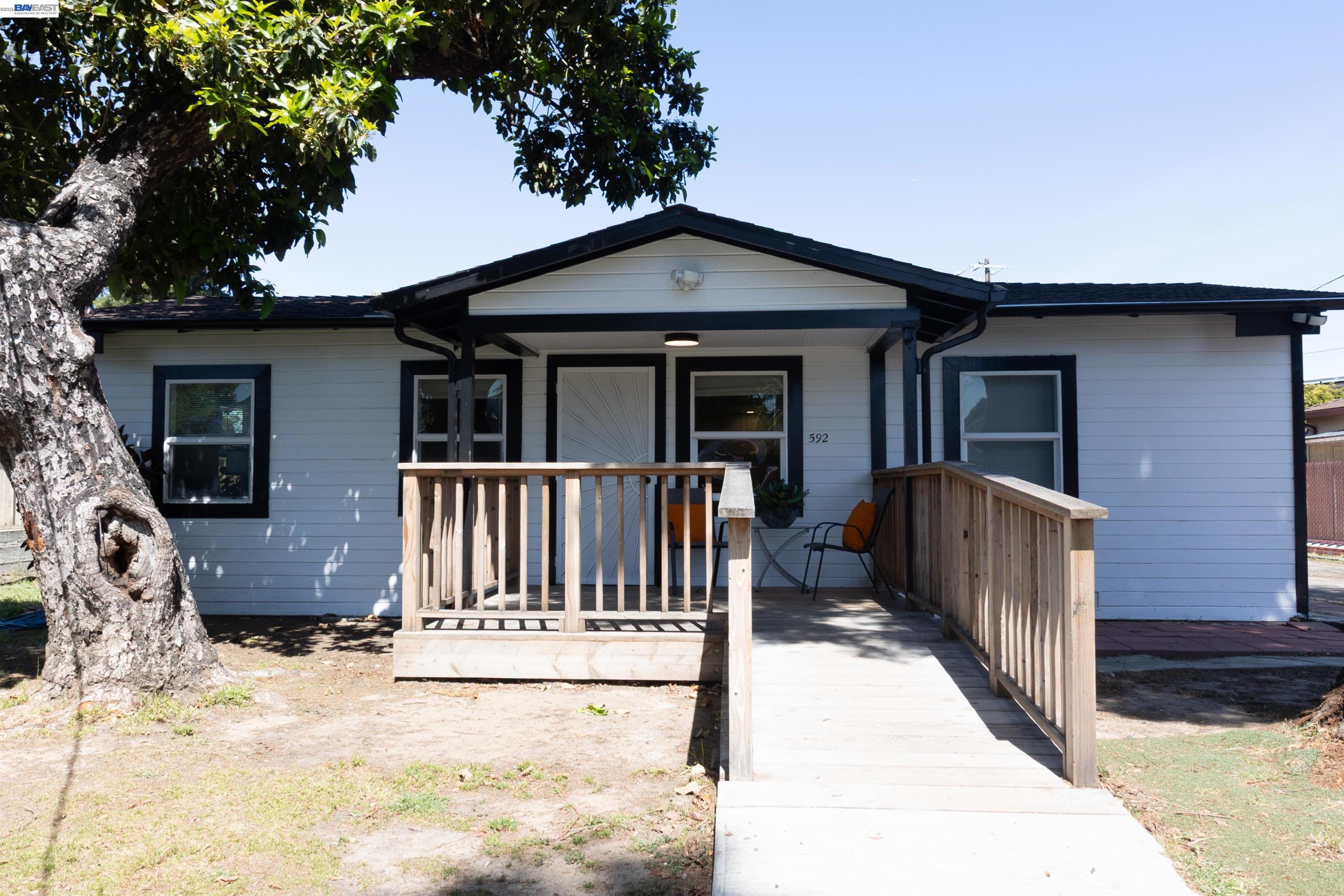 592 Willow Ave, Hayward, CA, 94541