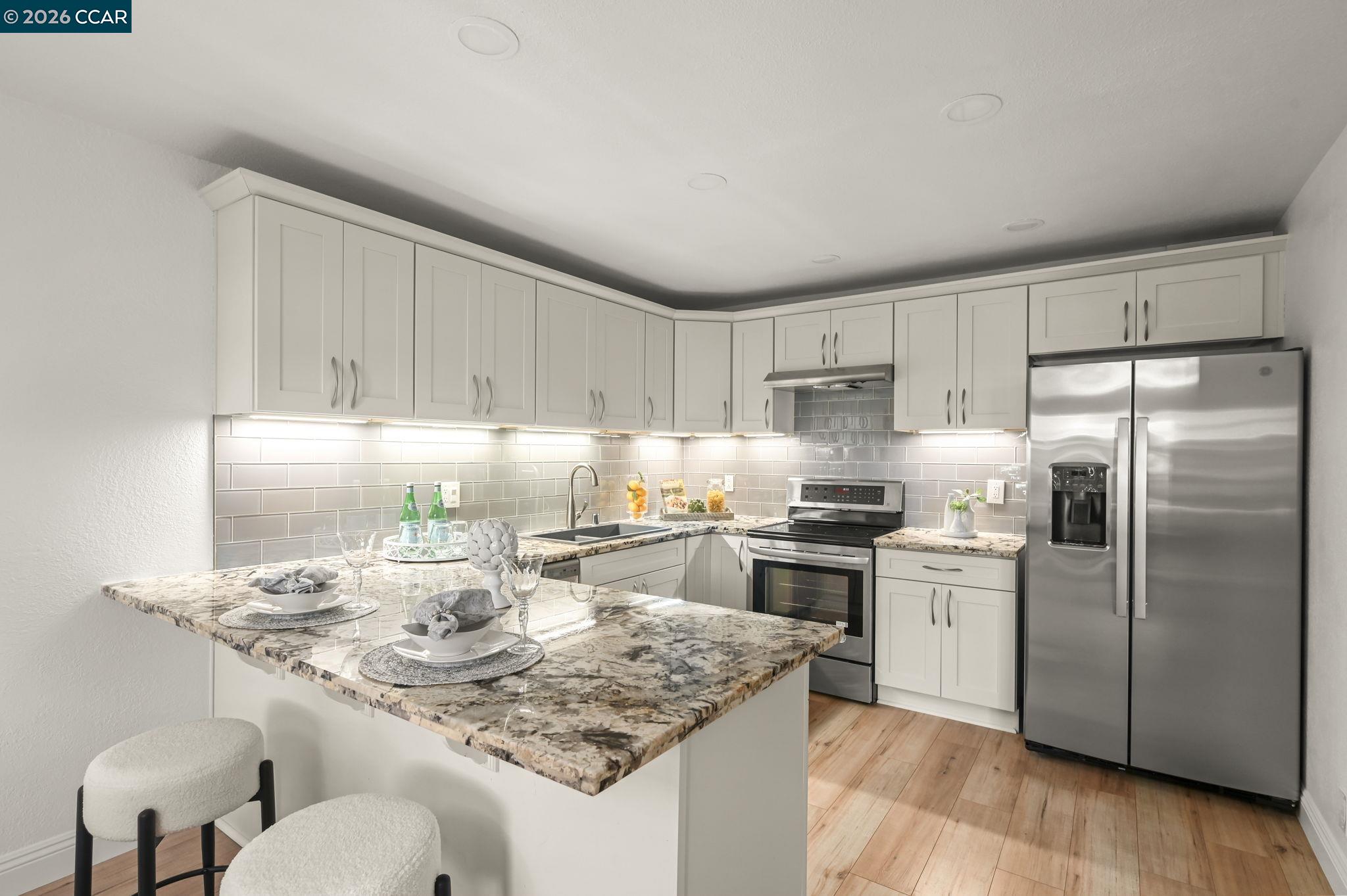 Detail Gallery Image 6 of 35 For 831 Tampico, Walnut Creek,  CA 94598 - 3 Beds | 2/1 Baths