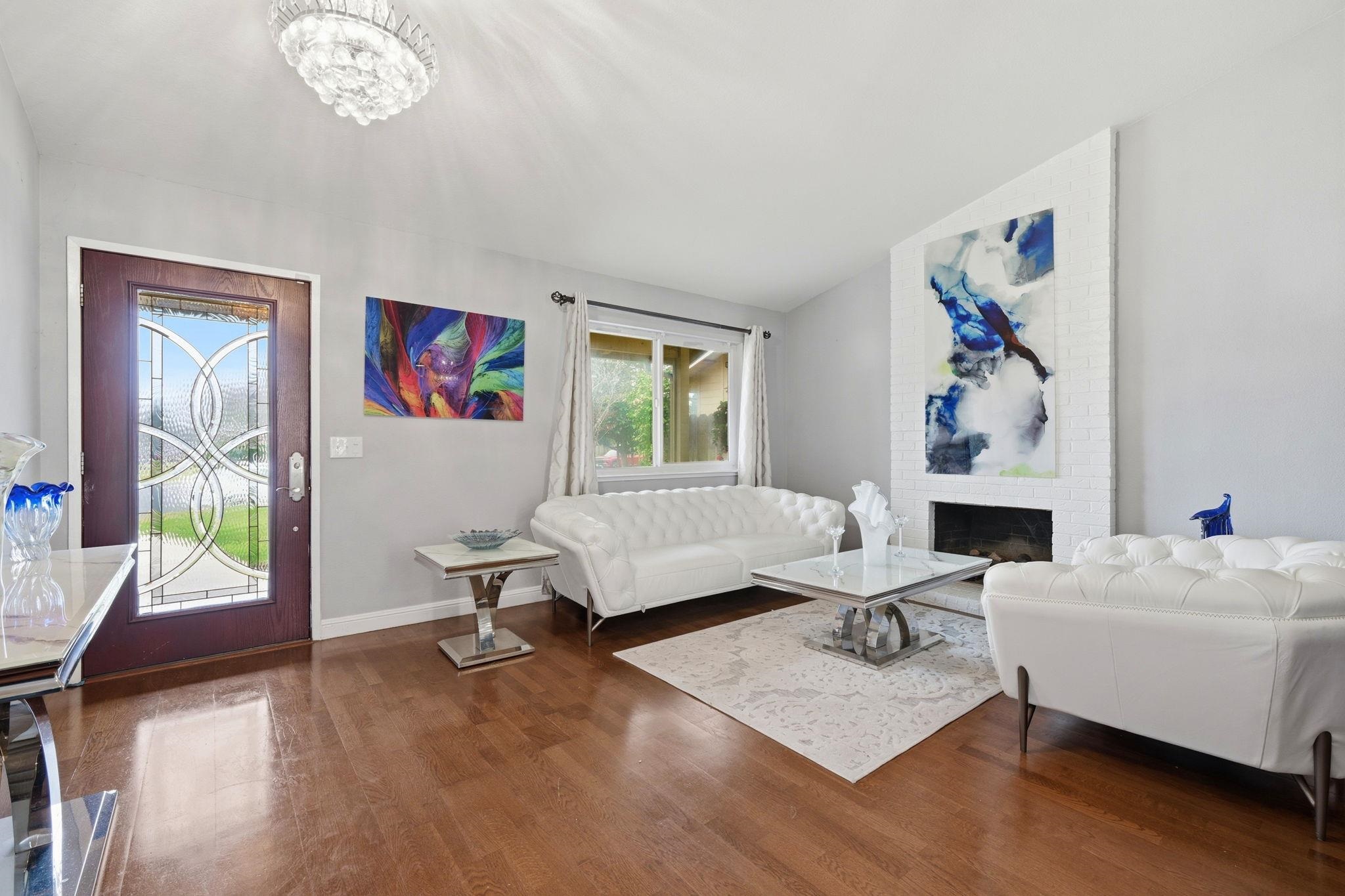 Detail Gallery Image 2 of 36 For 4135 Boulder Creek Cir, Stockton,  CA 95219 - 3 Beds | 2 Baths