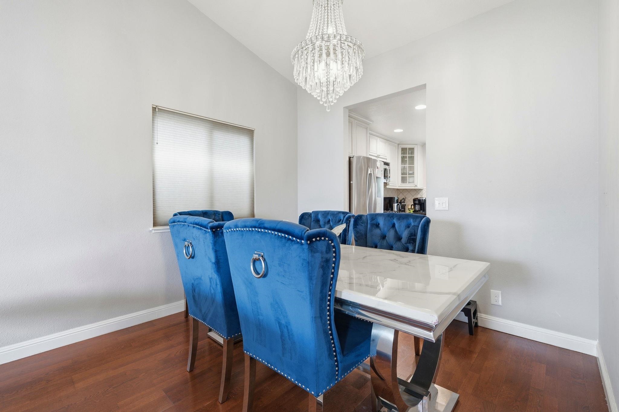 Detail Gallery Image 5 of 36 For 4135 Boulder Creek Cir, Stockton,  CA 95219 - 3 Beds | 2 Baths