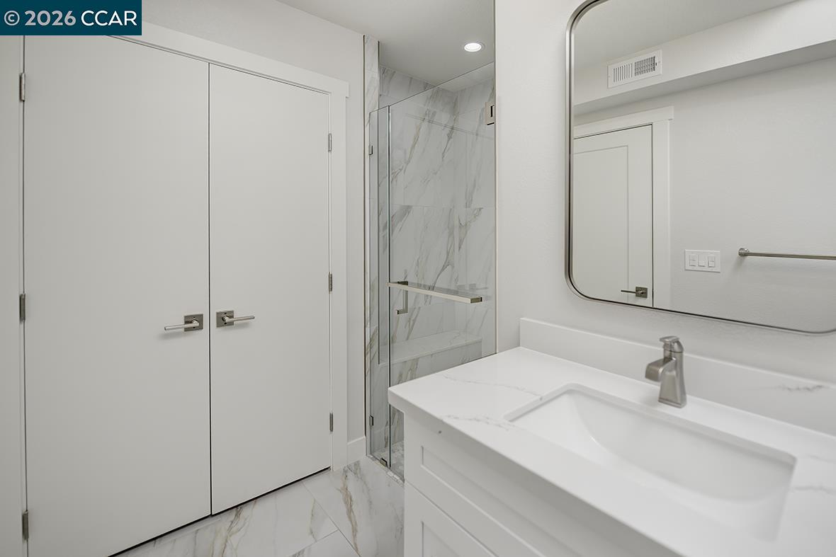 1124 Singingwood Ct UNIT 5, Walnut Creek, CA, 94595