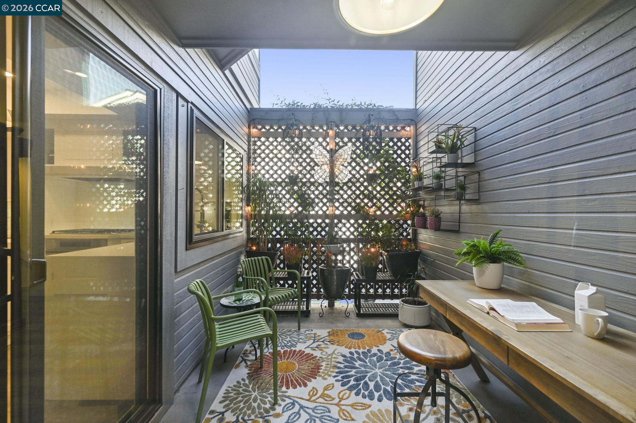 1713 Geary Rd, Walnut Creek, CA, 94597