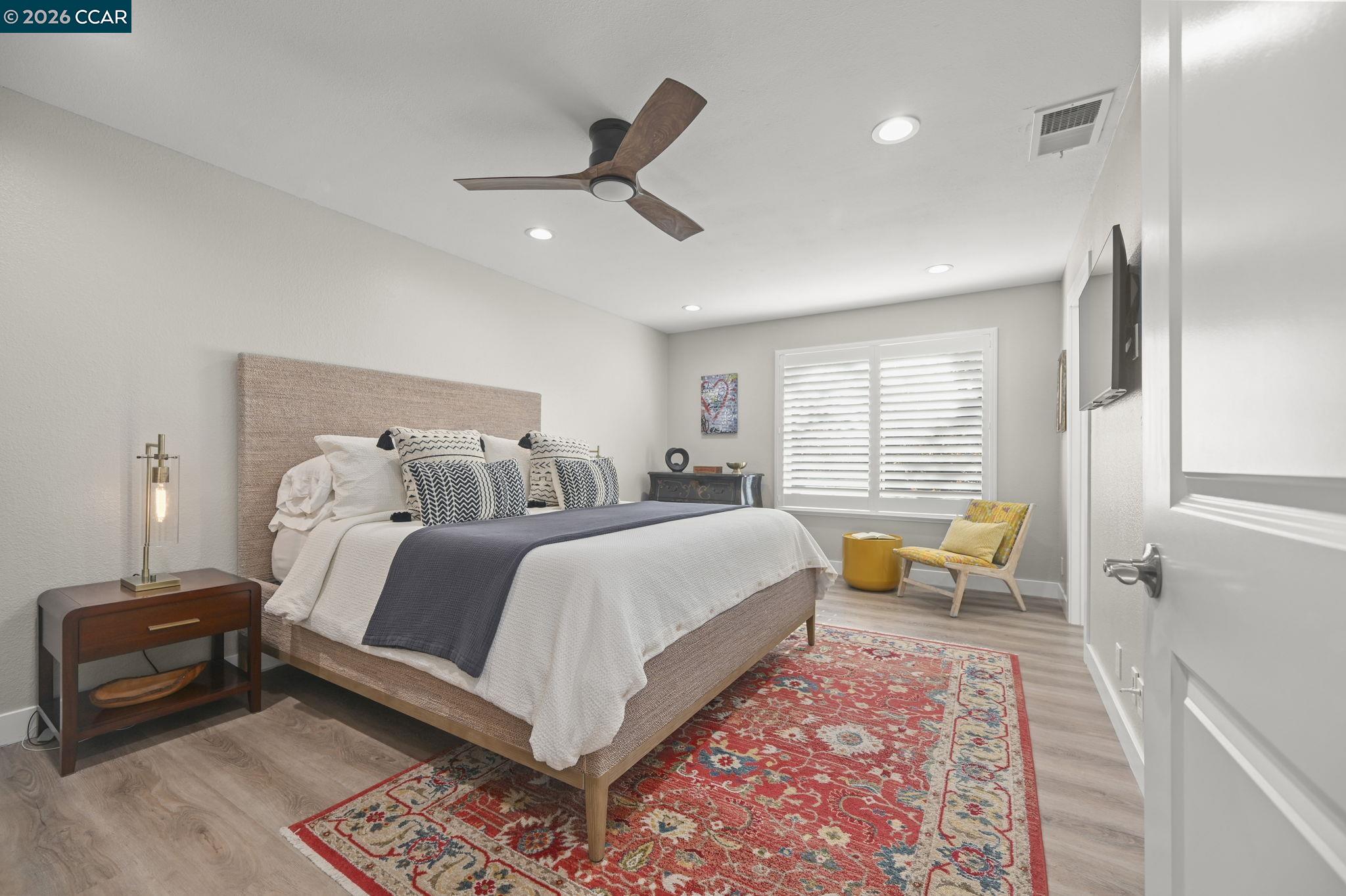 1713 Geary Rd, Walnut Creek, CA, 94597