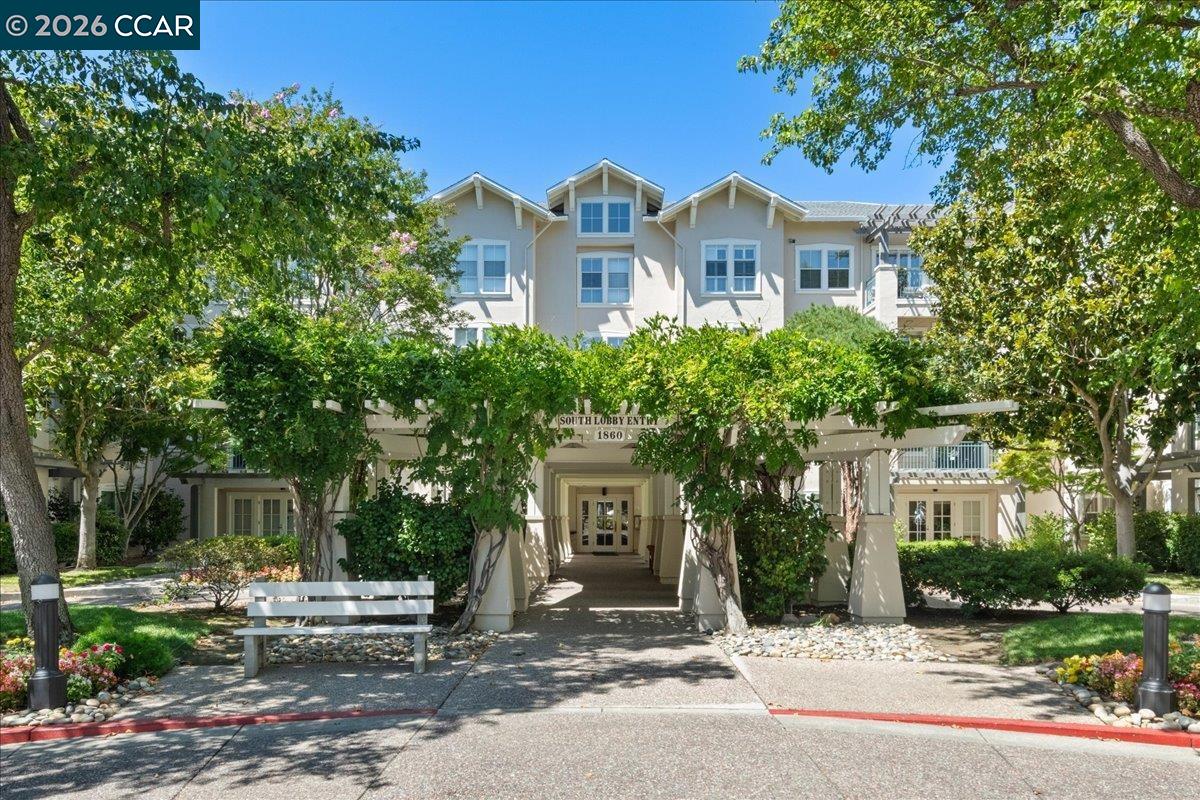 Front Image Thumbnail for CC41121221