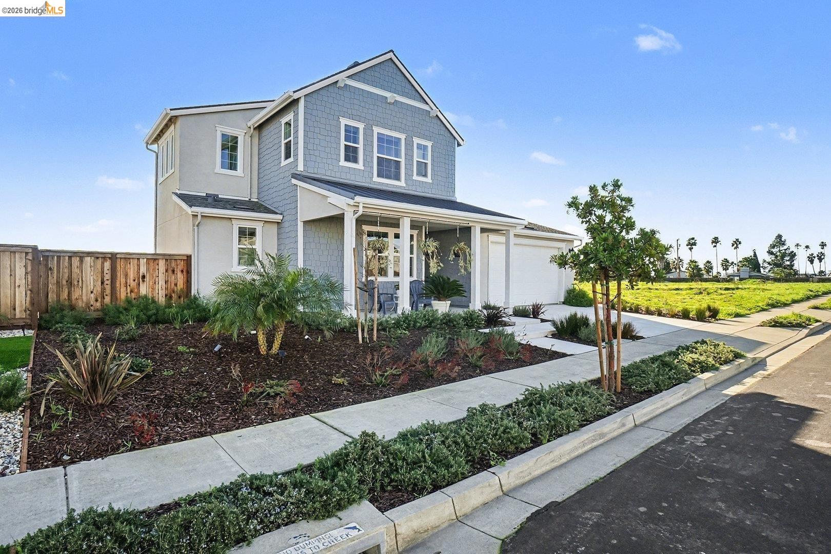 Detail Gallery Image 4 of 52 For 512 Channel, Bethel Island,  CA 94511 - 3 Beds | 3 Baths