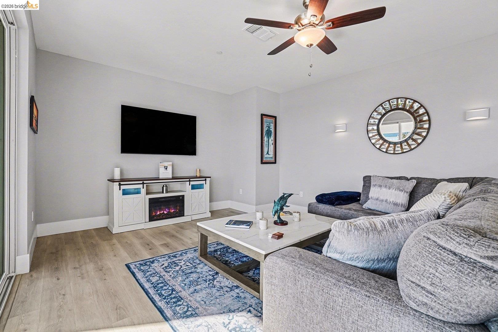 Detail Gallery Image 6 of 52 For 512 Channel, Bethel Island,  CA 94511 - 3 Beds | 3 Baths