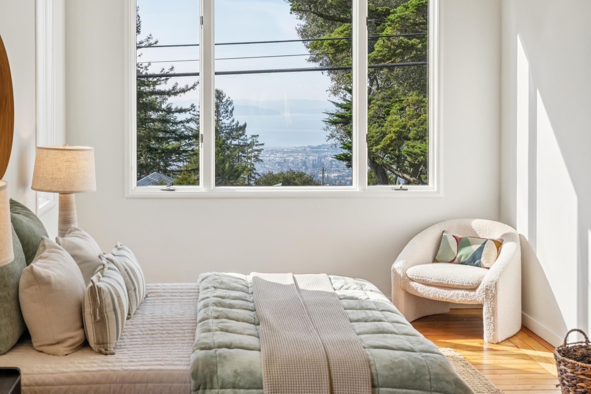 Detail Gallery Image 34 of 60 For 209 Fairlawn Drive, Berkeley,  CA 94708 - 3 Beds | 2 Baths