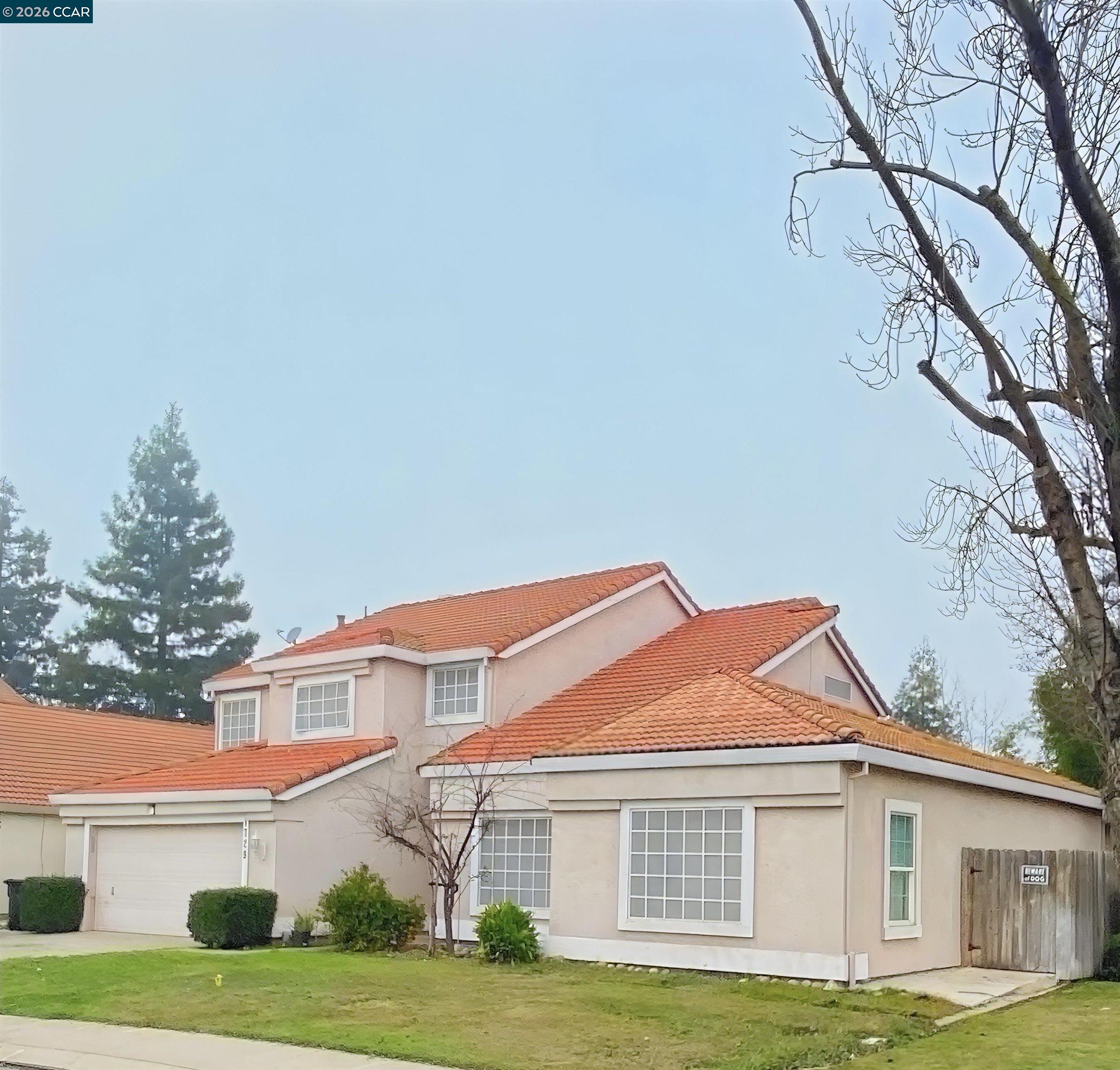 1729 Alum Rock Ct, Modesto CA 95358 — photo 2