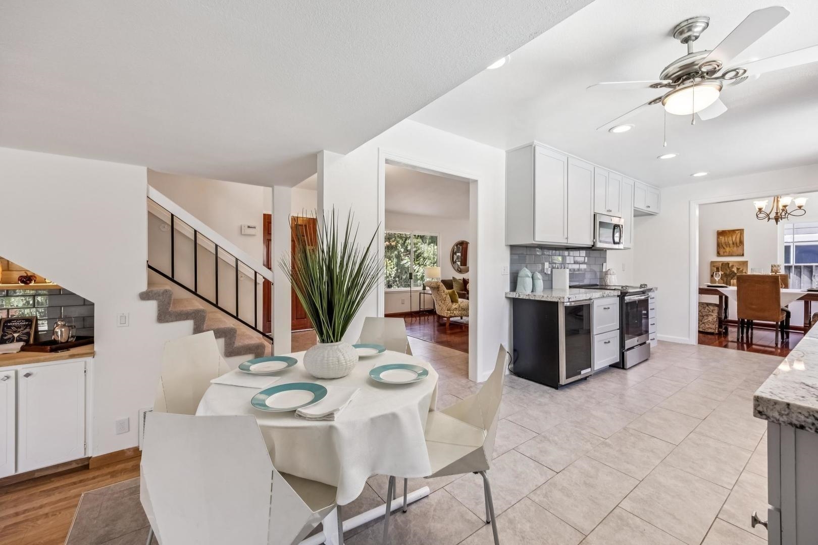 Detail Gallery Image 12 of 56 For 4943 Rice Dr, San Jose,  CA 95111 - 4 Beds | 2/1 Baths