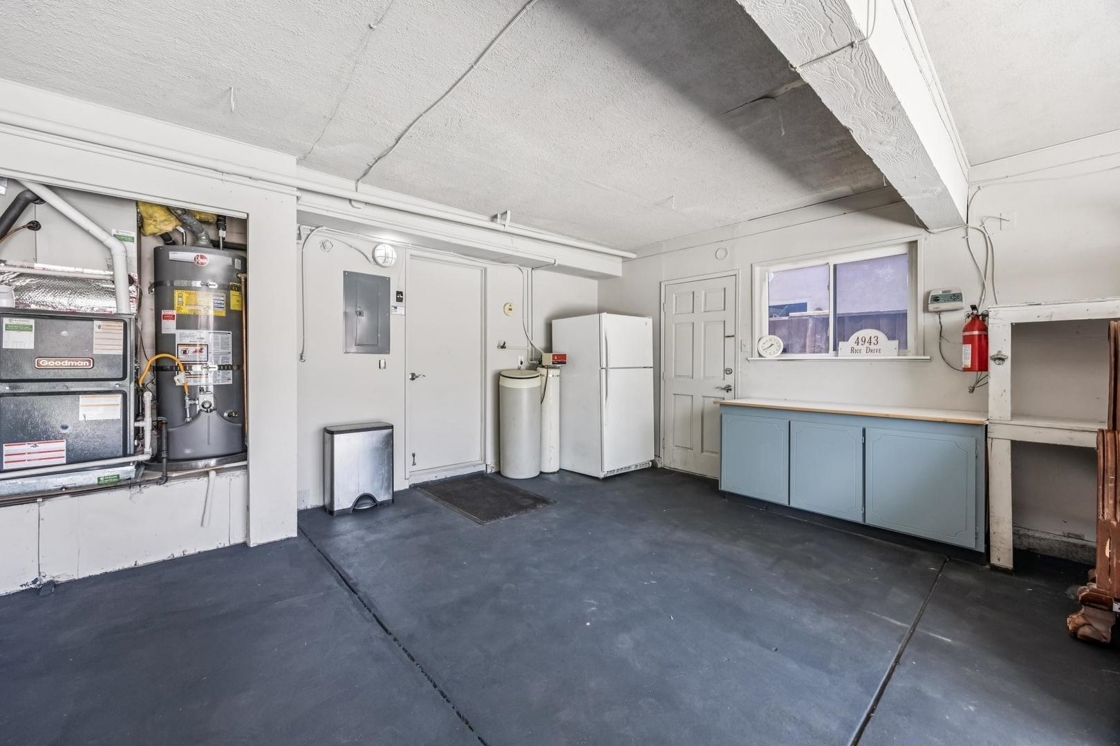 Detail Gallery Image 23 of 56 For 4943 Rice Dr, San Jose,  CA 95111 - 4 Beds | 2/1 Baths