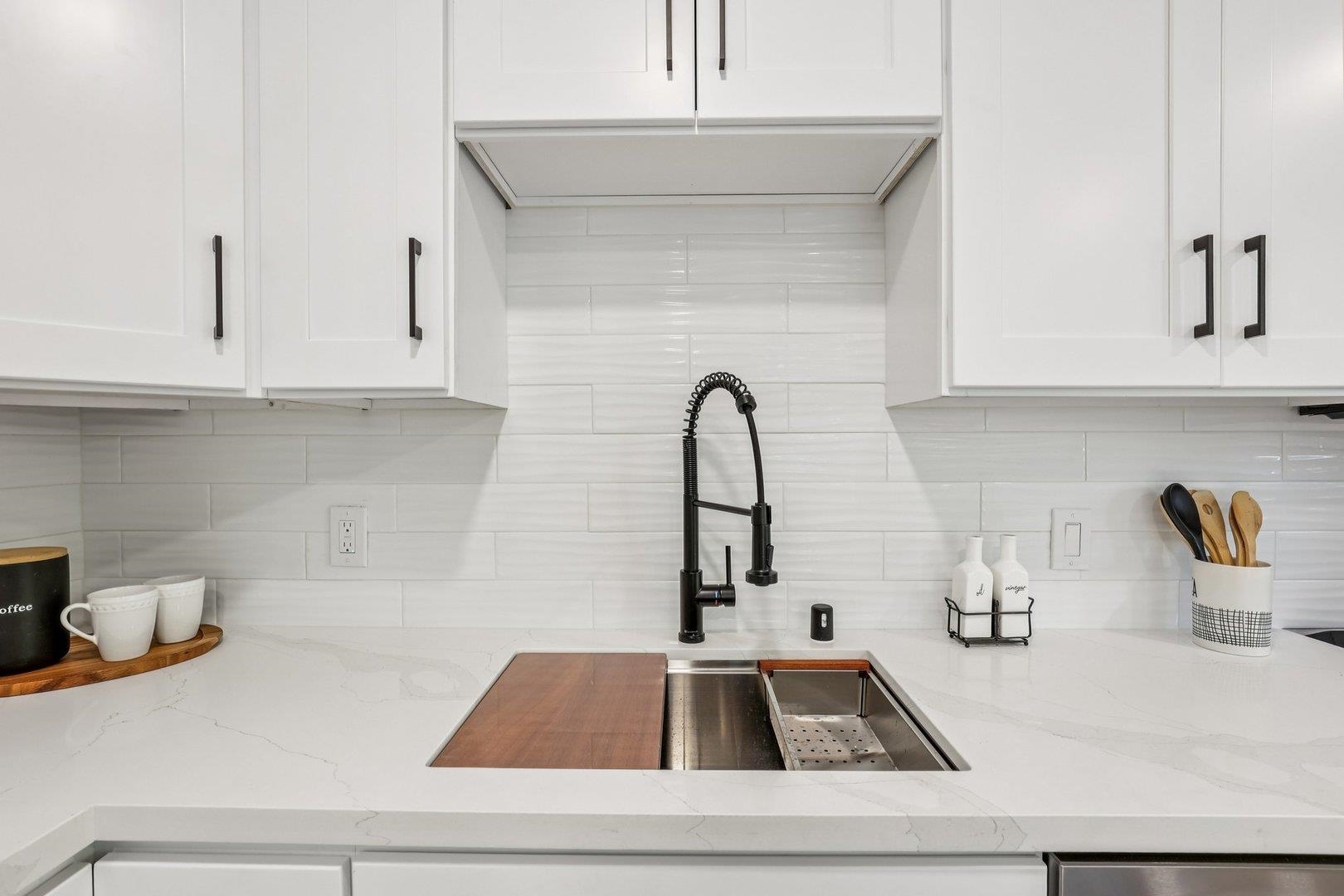 Detail Gallery Image 10 of 32 For 4185 Huckleberry Dr, Concord,  CA 94521 - 4 Beds | 2 Baths