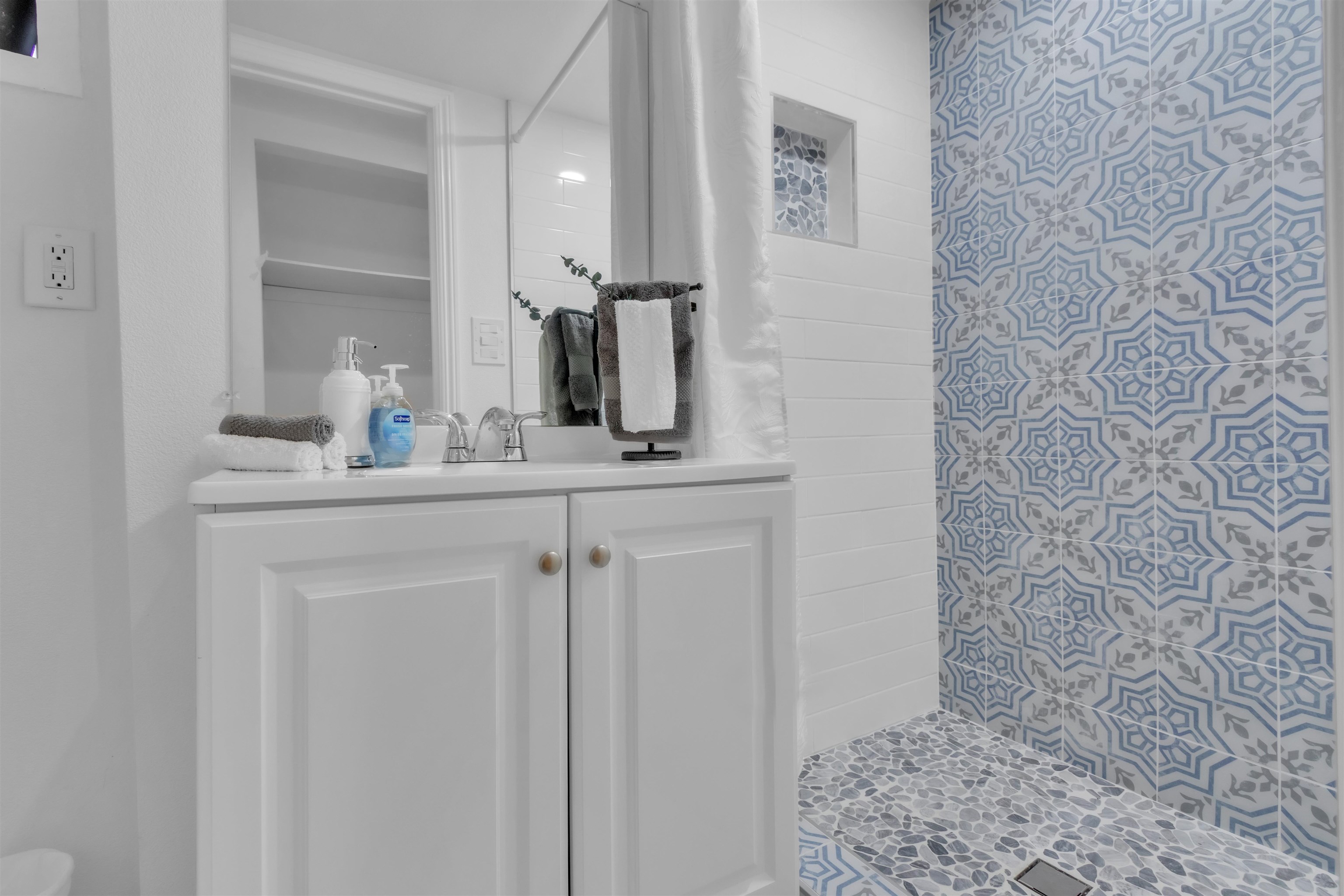 Detail Gallery Image 39 of 56 For 1536 Pleasant Hill Road, Lafayette,  CA 94549 - 4 Beds | 3/1 Baths