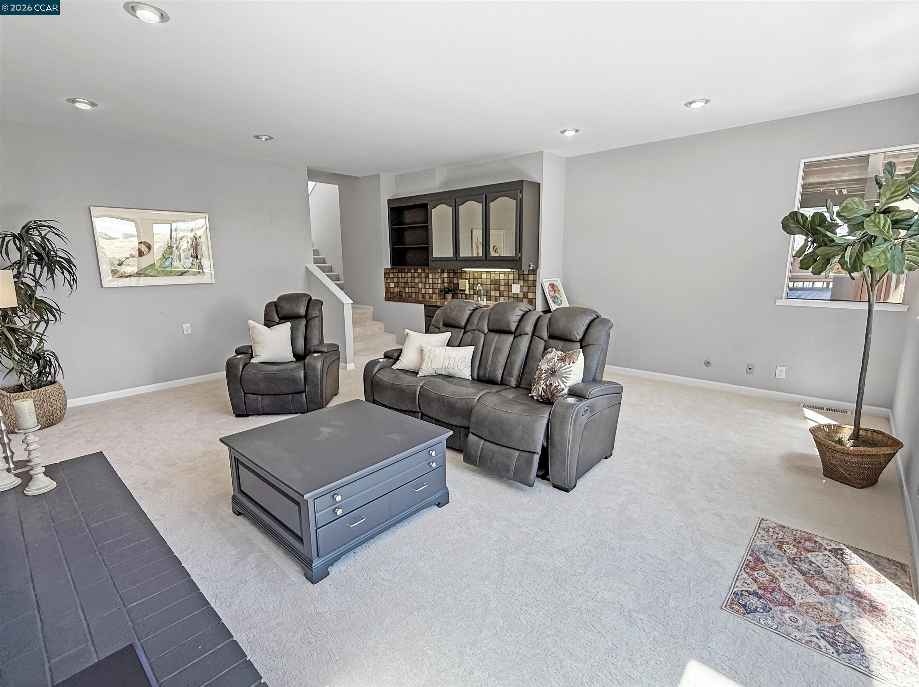 Detail Gallery Image 22 of 36 For 130 Hillcroft Way, Walnut Creek,  CA 94597 - 4 Beds | 3/1 Baths