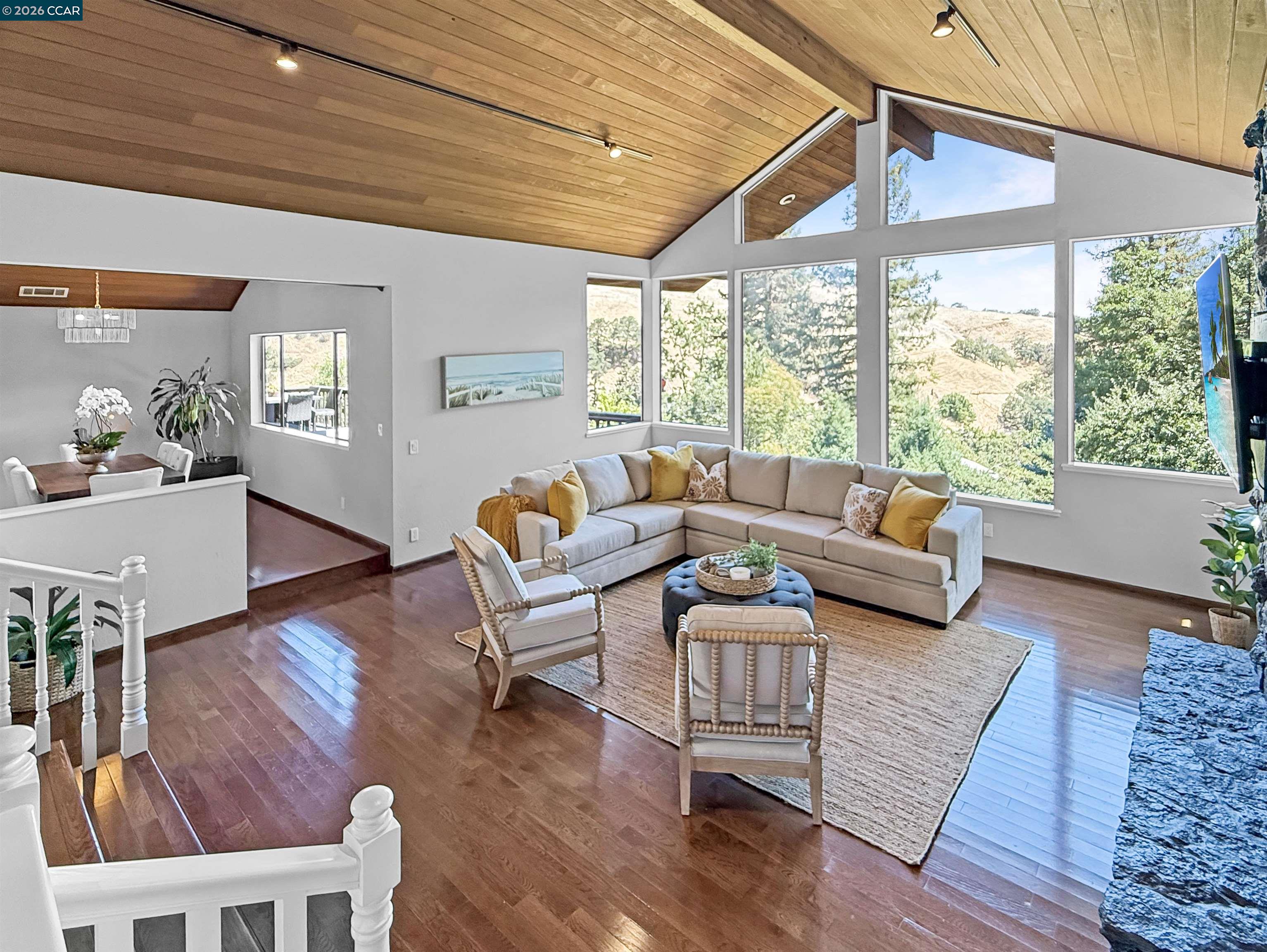 Detail Gallery Image 5 of 36 For 130 Hillcroft Way, Walnut Creek,  CA 94597 - 4 Beds | 3/1 Baths