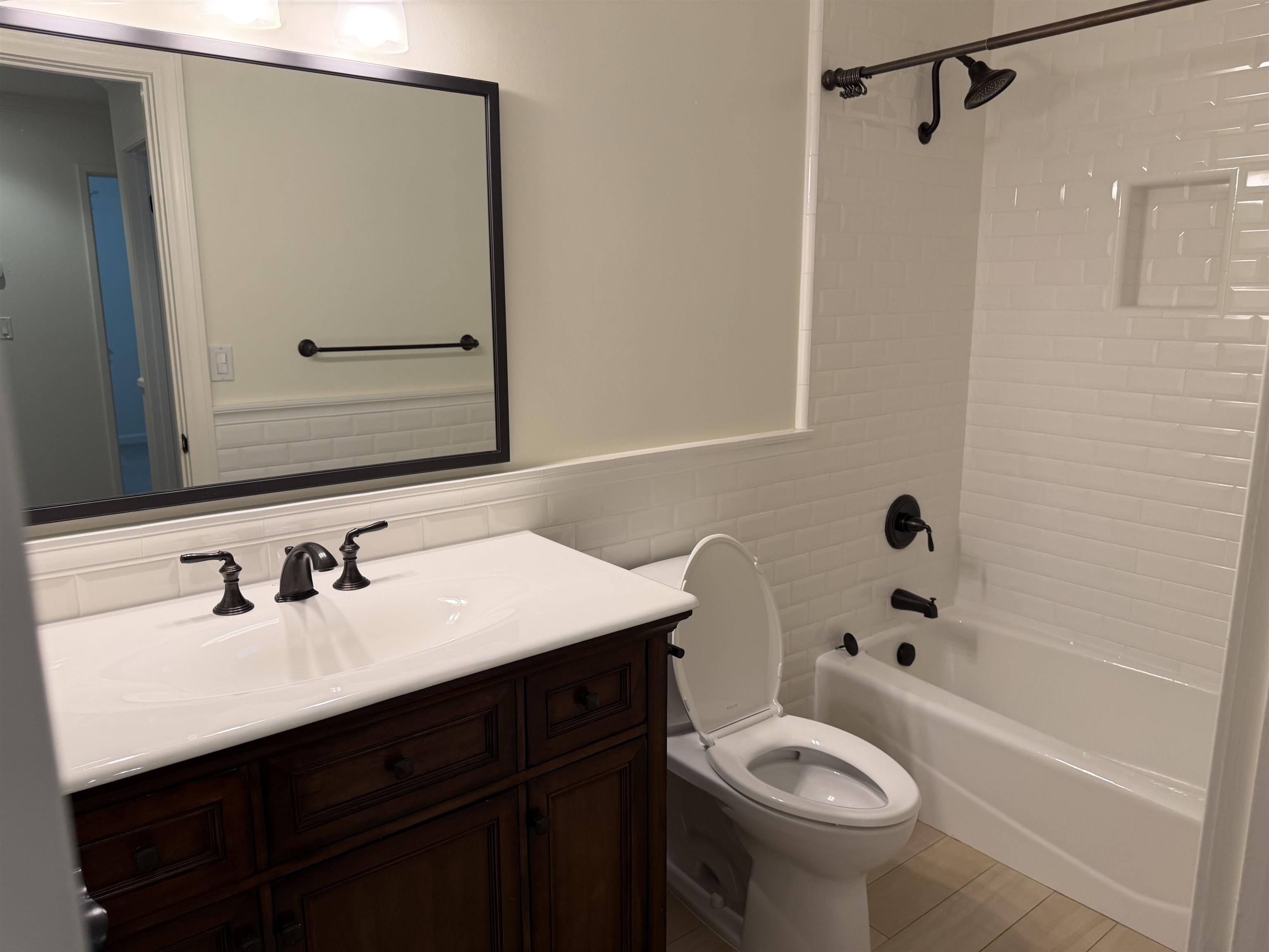 Detail Gallery Image 9 of 19 For 669 Rock Island Cir, Danville,  CA 94526 - 3 Beds | 2 Baths