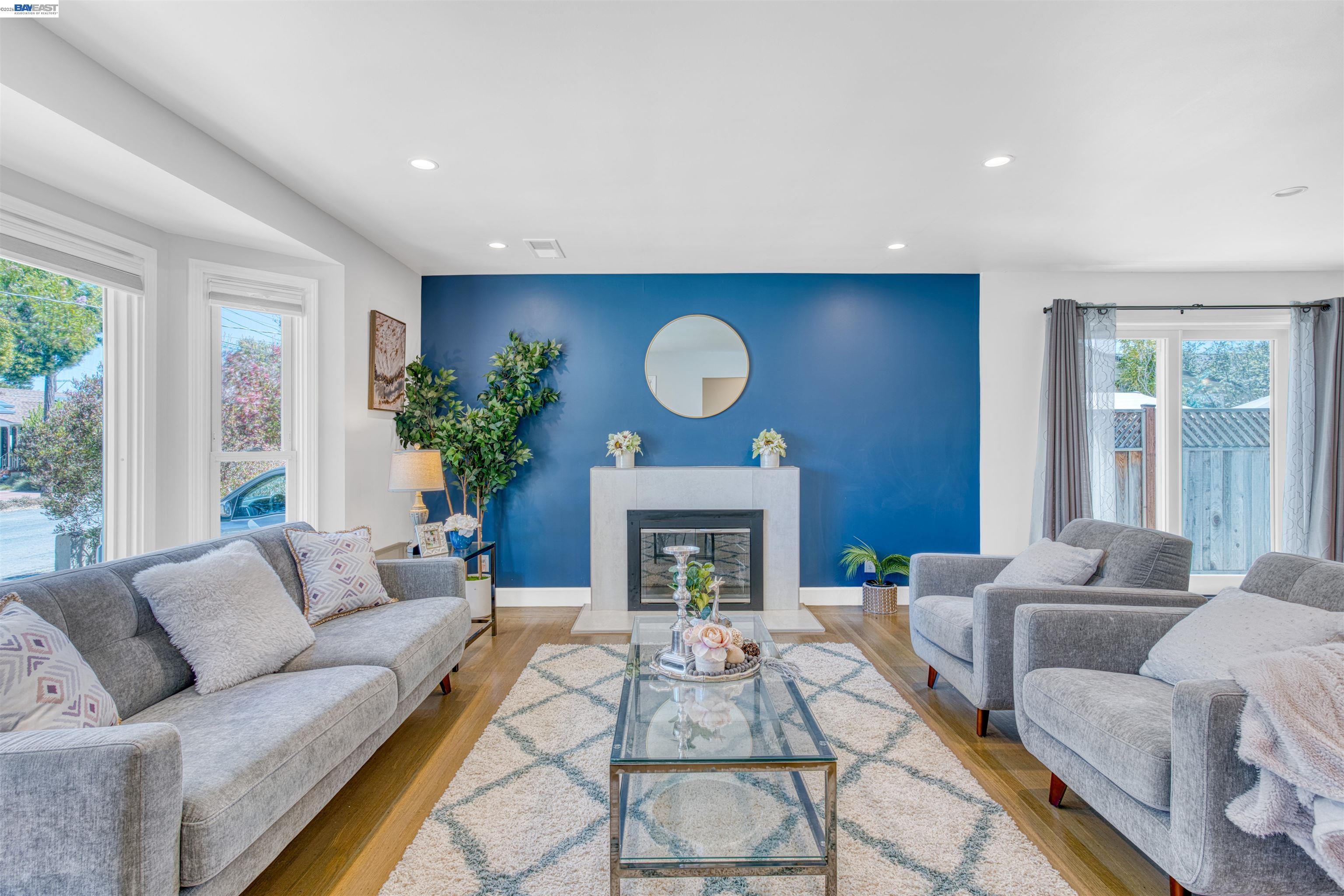 Front Image Thumbnail for BE41121271