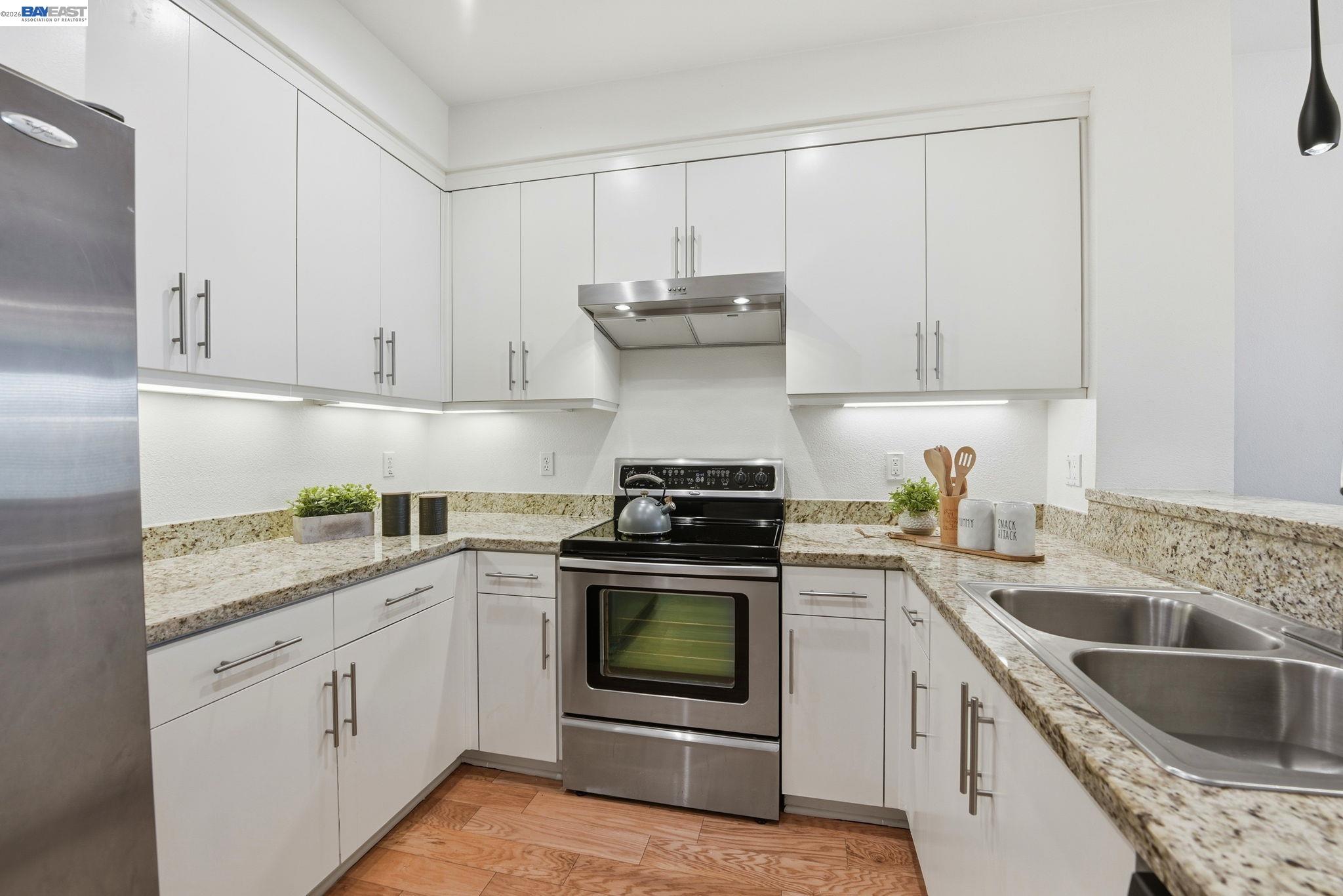 Detail Gallery Image 6 of 26 For 4463 Hyde Cmn #116,  Fremont,  CA 94538 - 2 Beds | 2 Baths