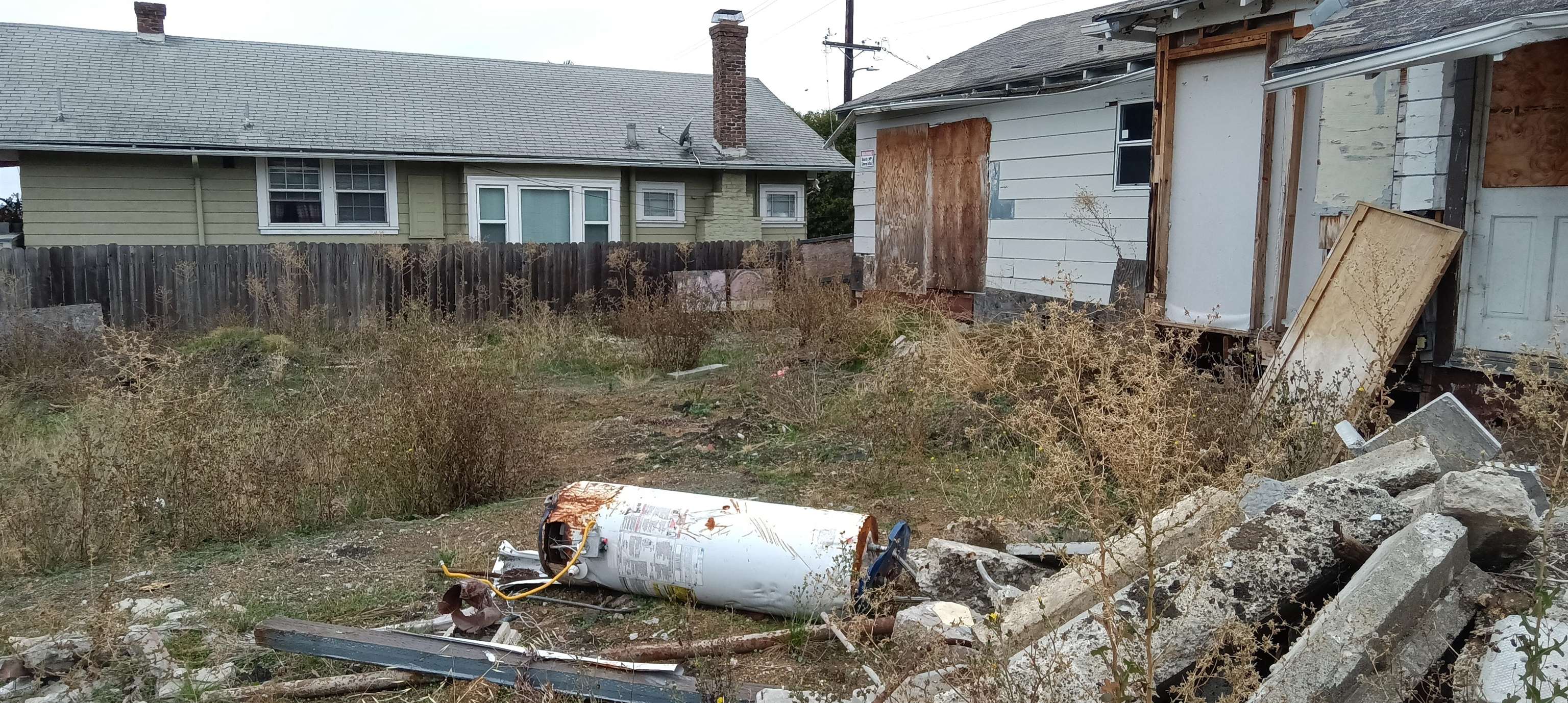 Detail Gallery Image 9 of 18 For 1672 162nd Ave, San Leandro,  CA 94578 - 2 Beds | 1 Baths