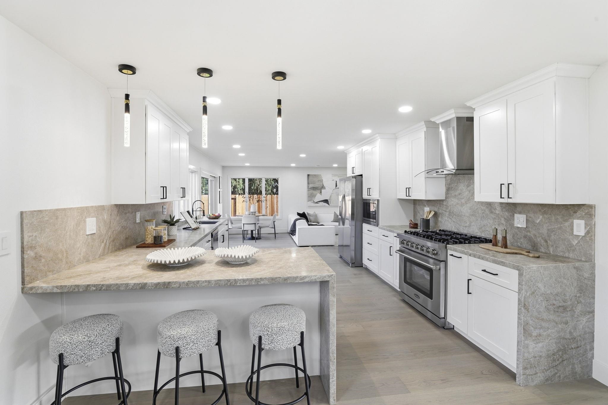 Detail Gallery Image 10 of 39 For 220 Daylight Place, Danville,  CA 94526 - 5 Beds | 2/1 Baths