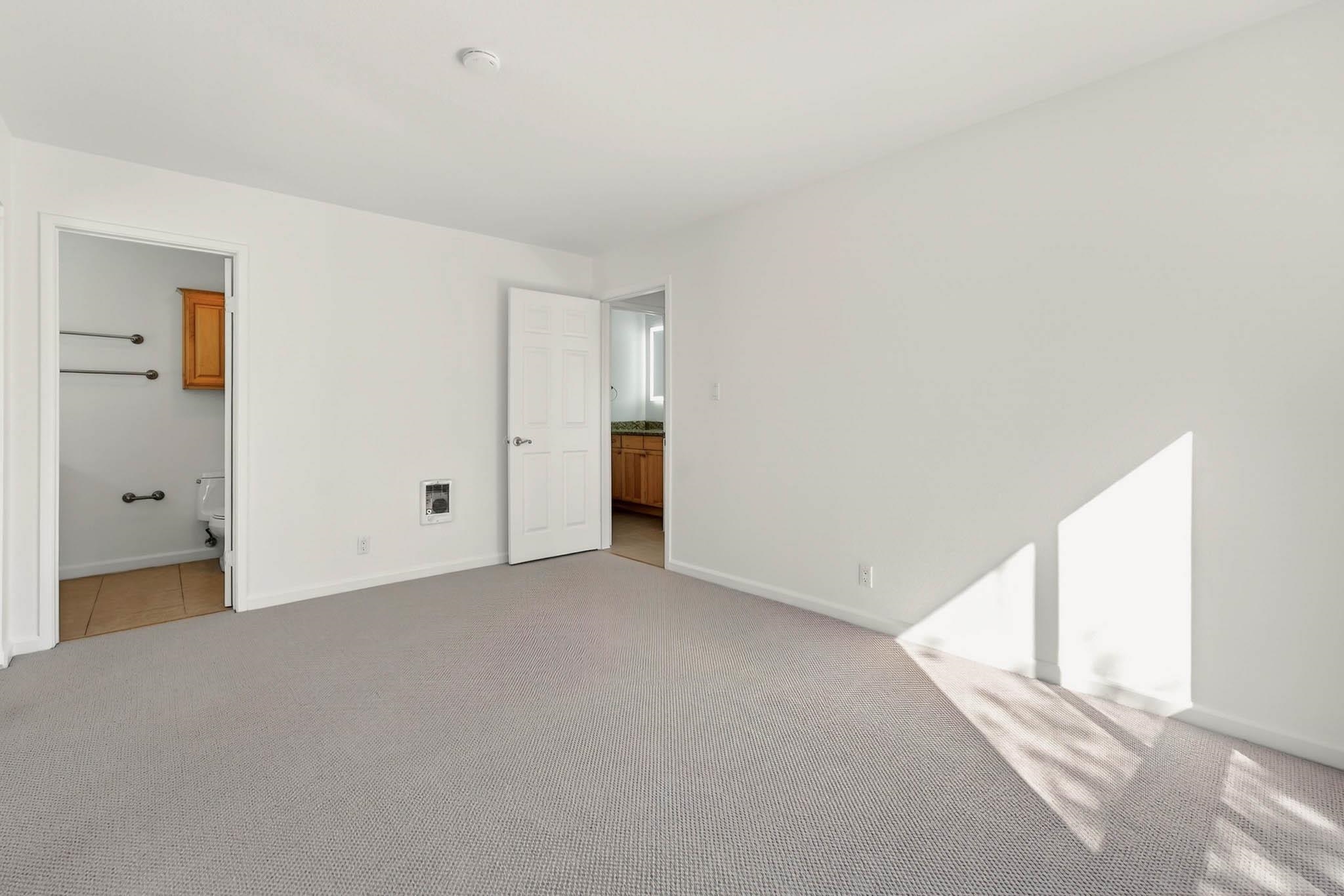 Photo #16: 41121338 Listing: Photo #16