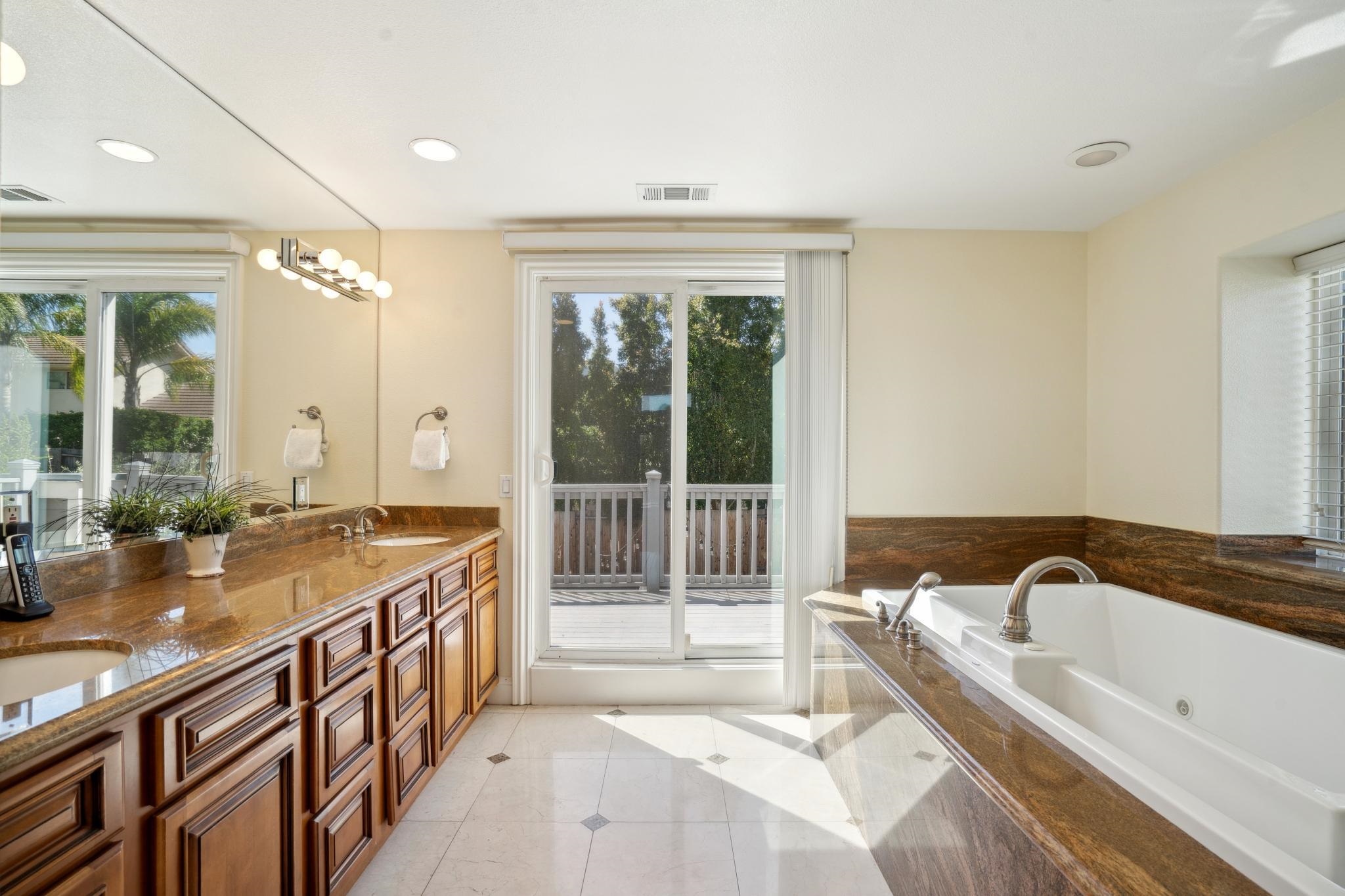 367 Mt Washington Way, Clayton, CA, 94517