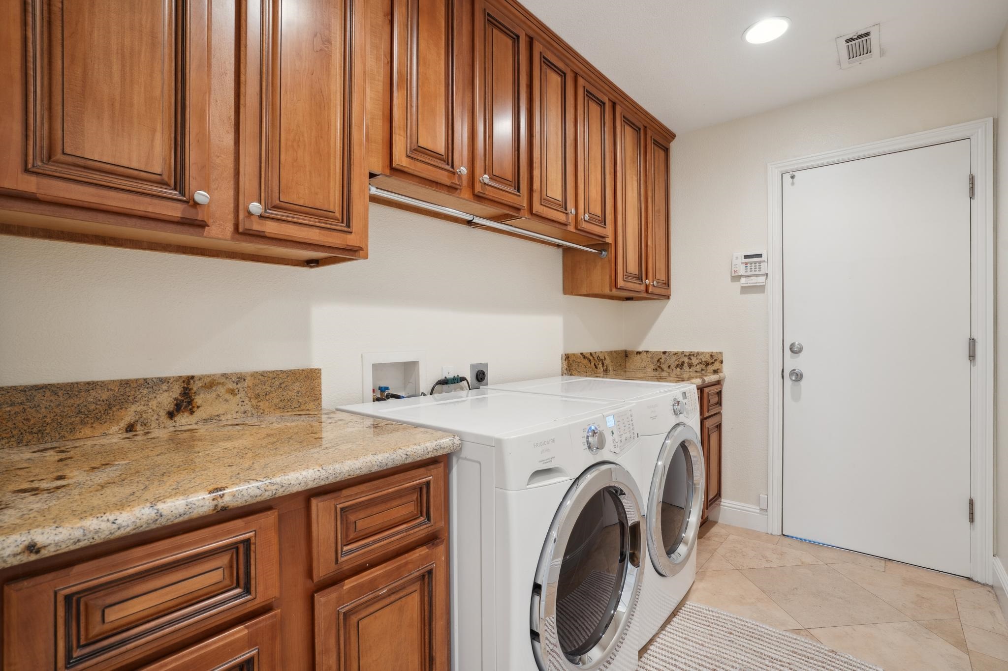 367 Mt Washington Way, Clayton, CA, 94517