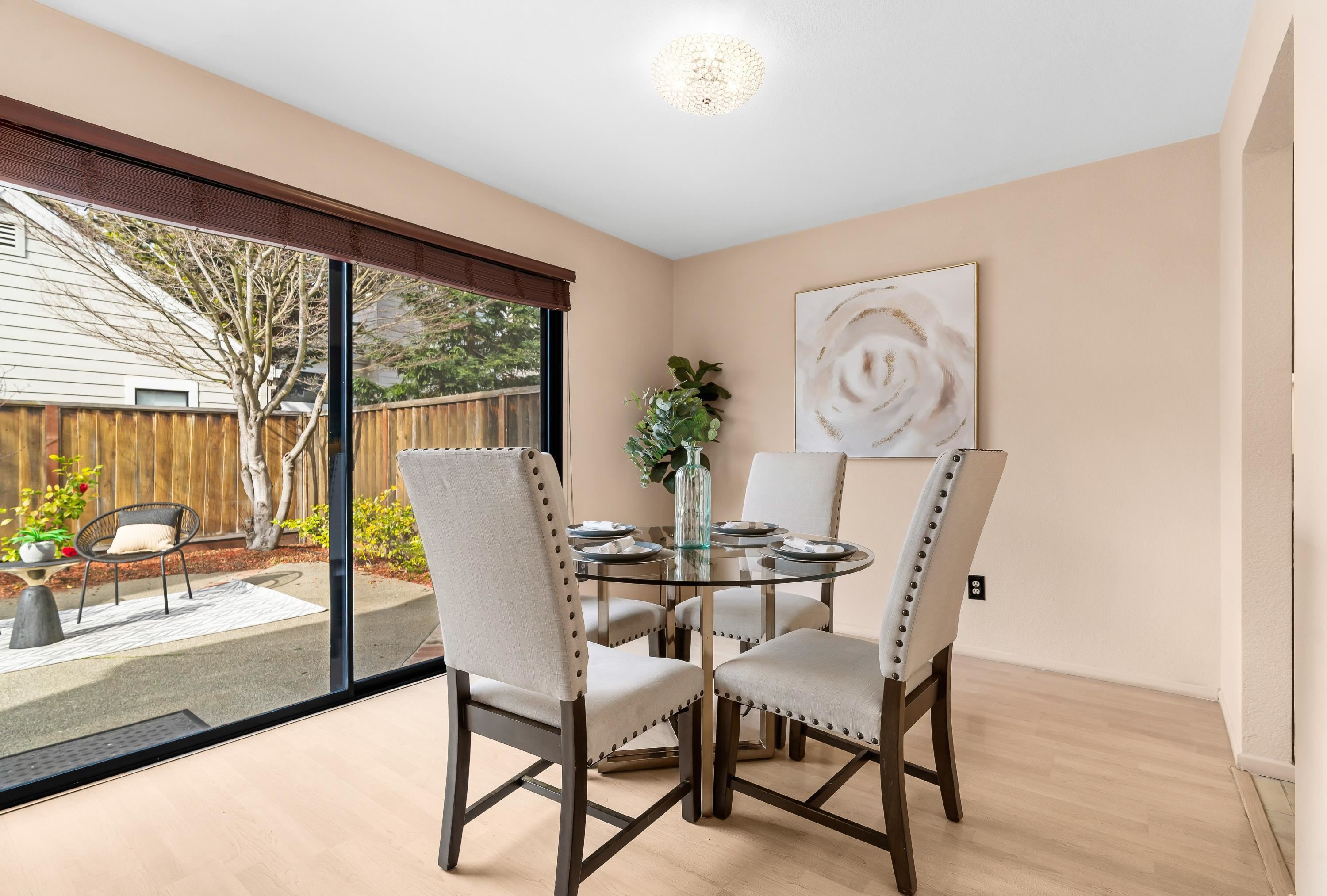 Detail Gallery Image 12 of 29 For 35 Leonard Ct, Alameda,  CA 94502 - 2 Beds | 2/1 Baths