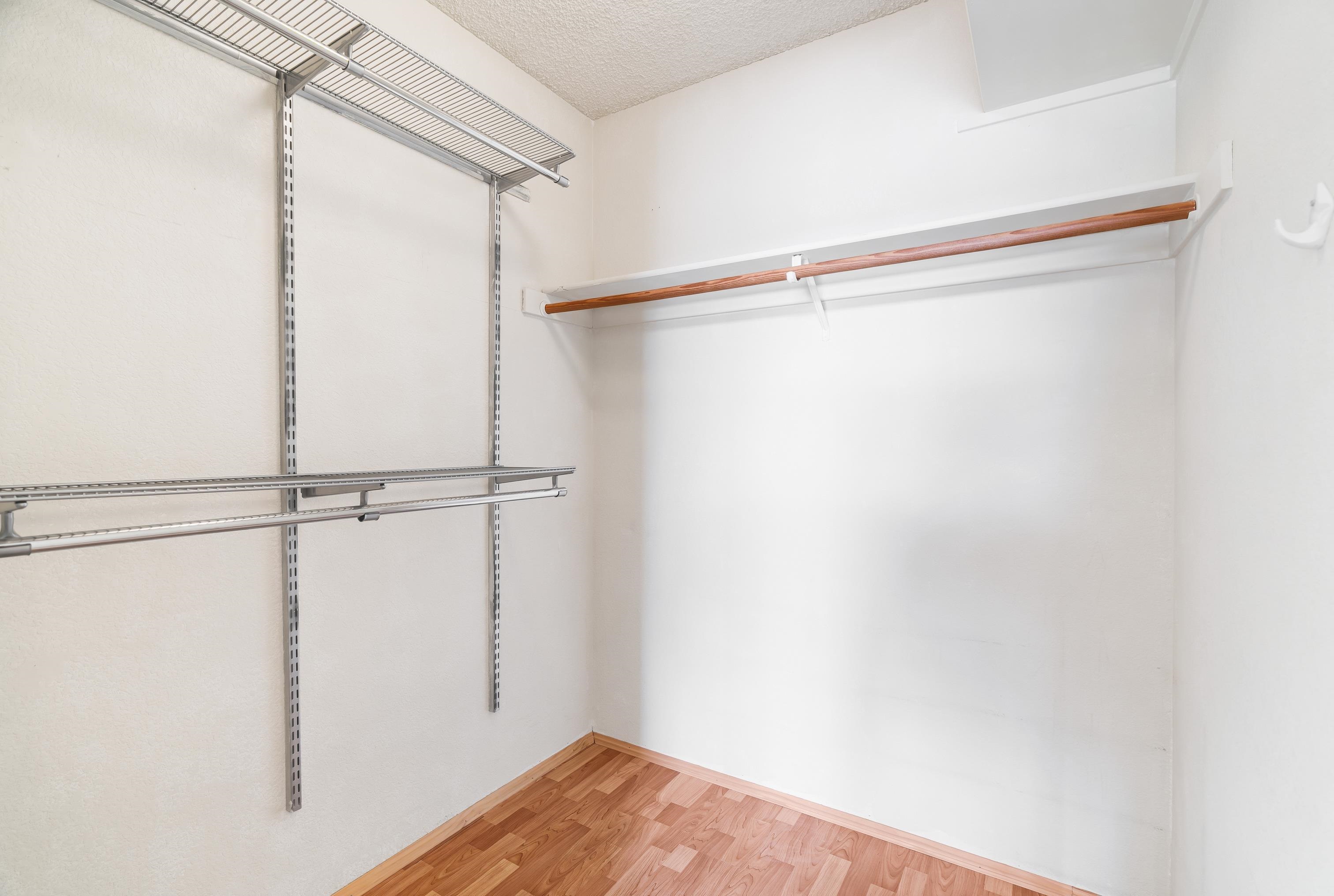 Detail Gallery Image 19 of 29 For 35 Leonard Ct, Alameda,  CA 94502 - 2 Beds | 2/1 Baths