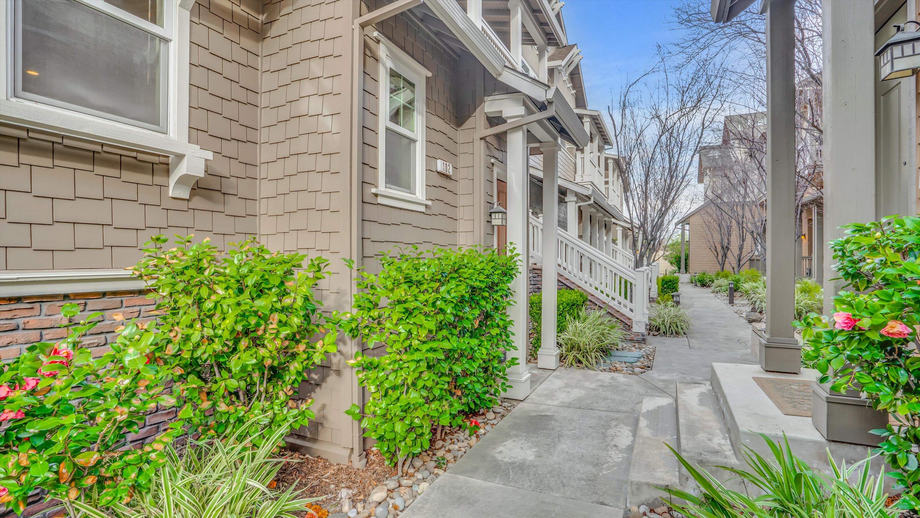 Photo #2: 41121360 Listing: Photo #2