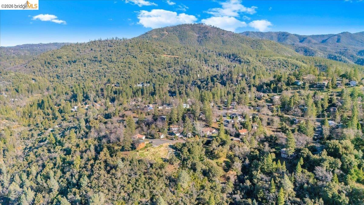 18835 Evergreen DR, Tuolumne CA 95379 — photo 8