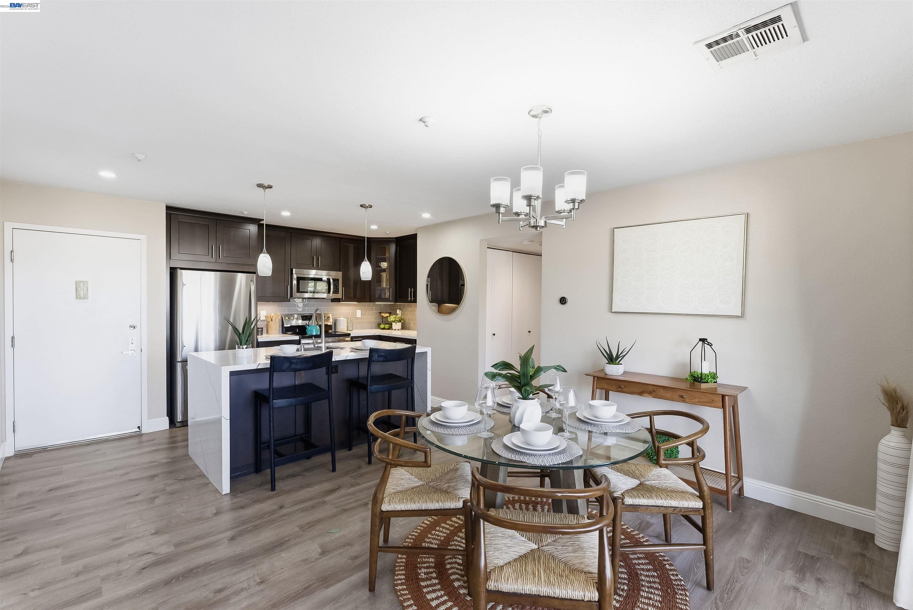 Photo #12: 41121378 Listing: Photo #12