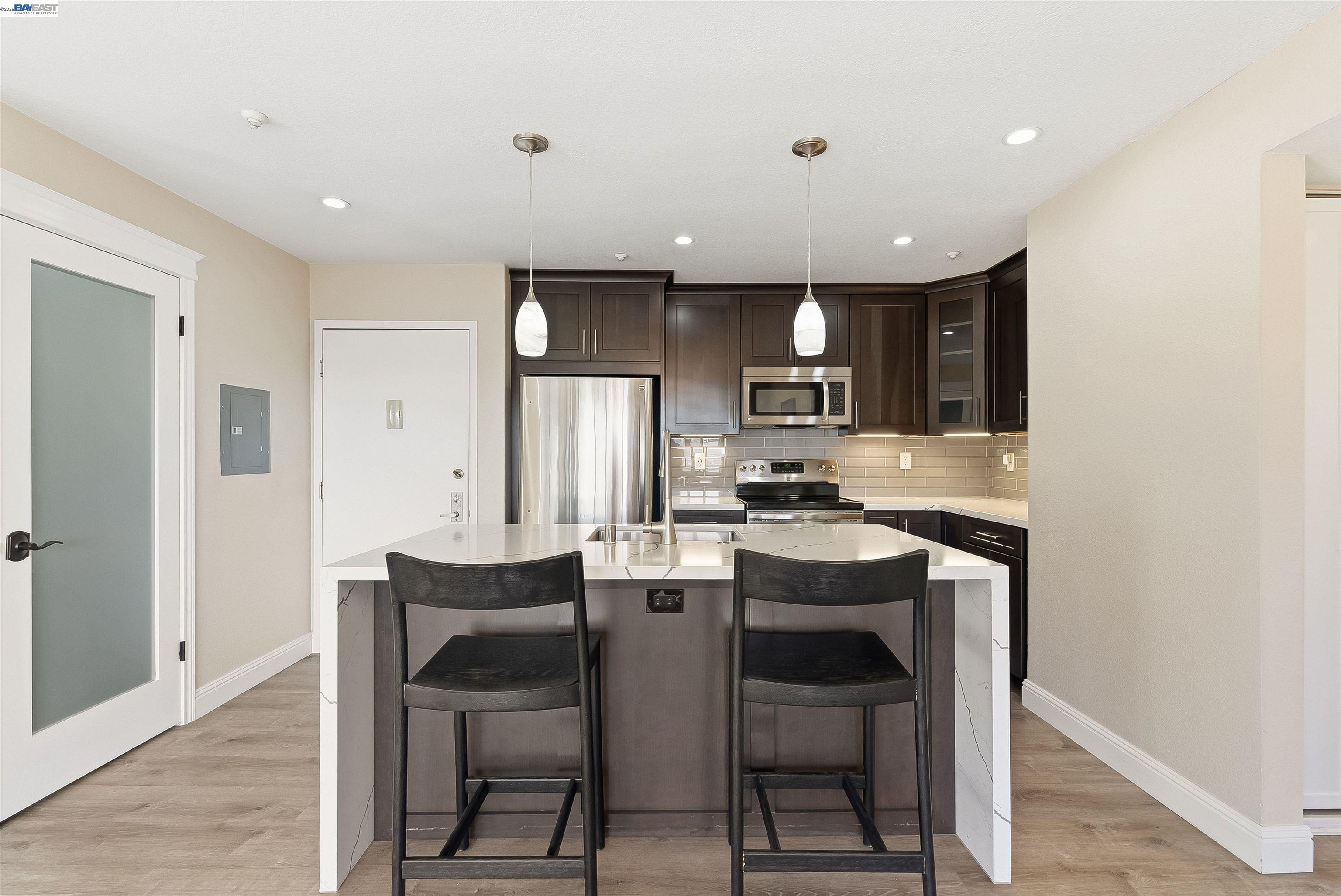 Photo #9: 41121378 Listing: Photo #9