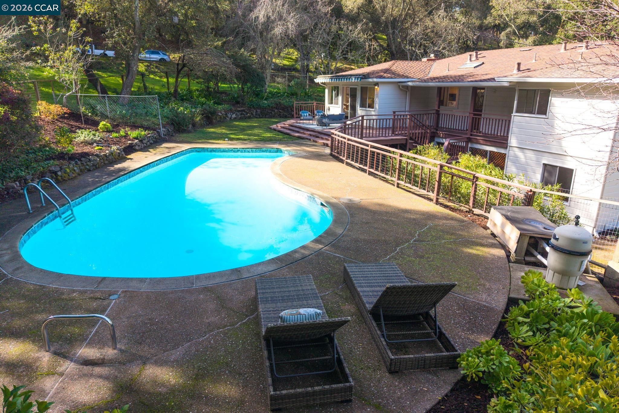 Detail Gallery Image 29 of 37 For 700 Miner, Orinda,  CA 94563 - 3 Beds | 2 Baths