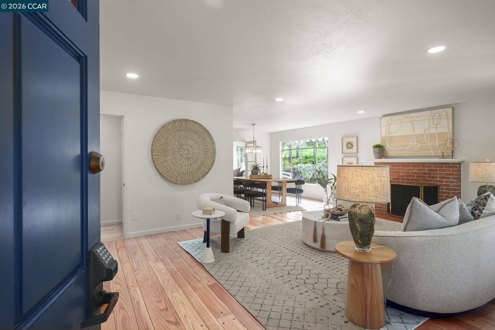 Detail Gallery Image 4 of 37 For 700 Miner, Orinda,  CA 94563 - 3 Beds | 2 Baths