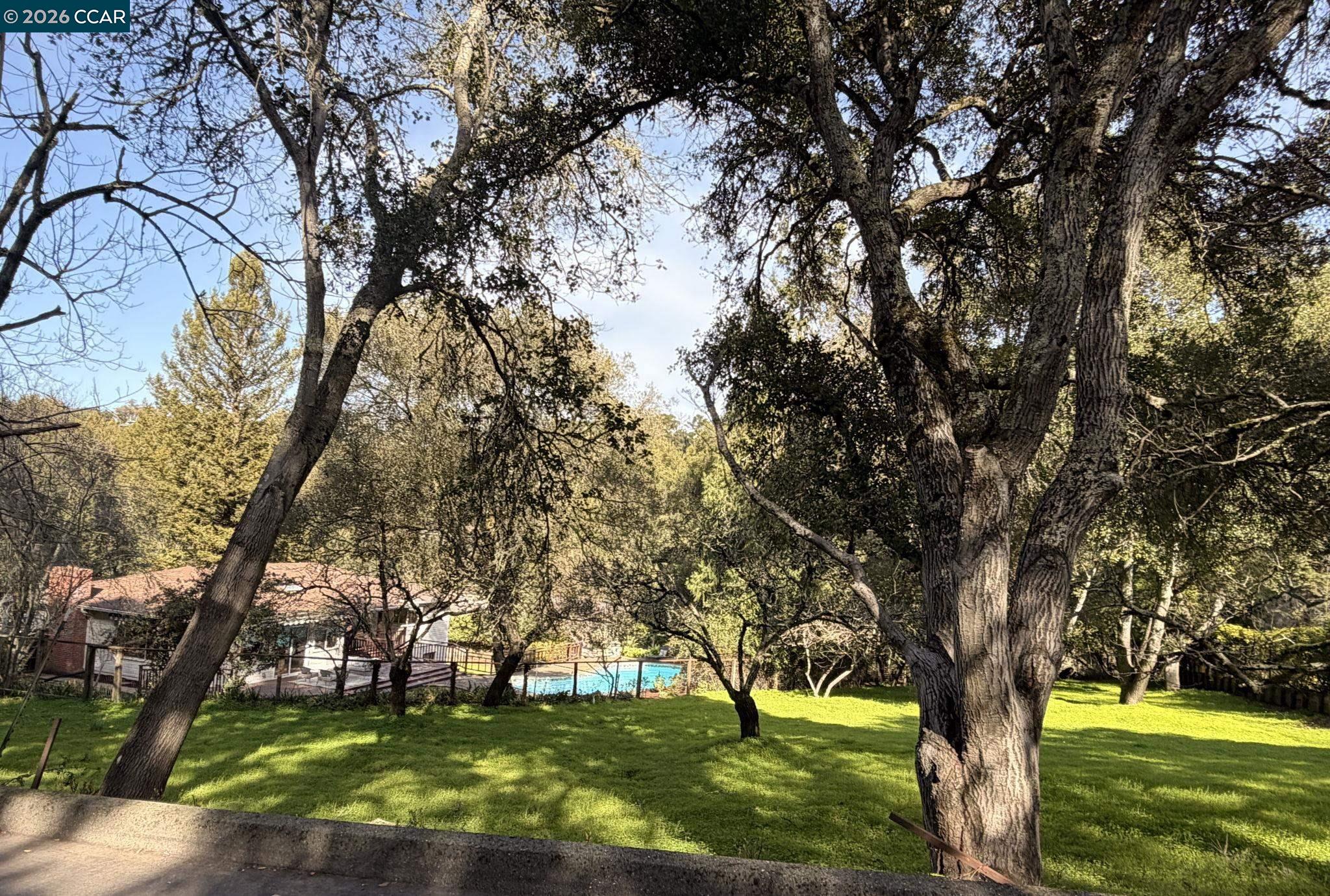 Detail Gallery Image 34 of 37 For 700 Miner, Orinda,  CA 94563 - 3 Beds | 2 Baths